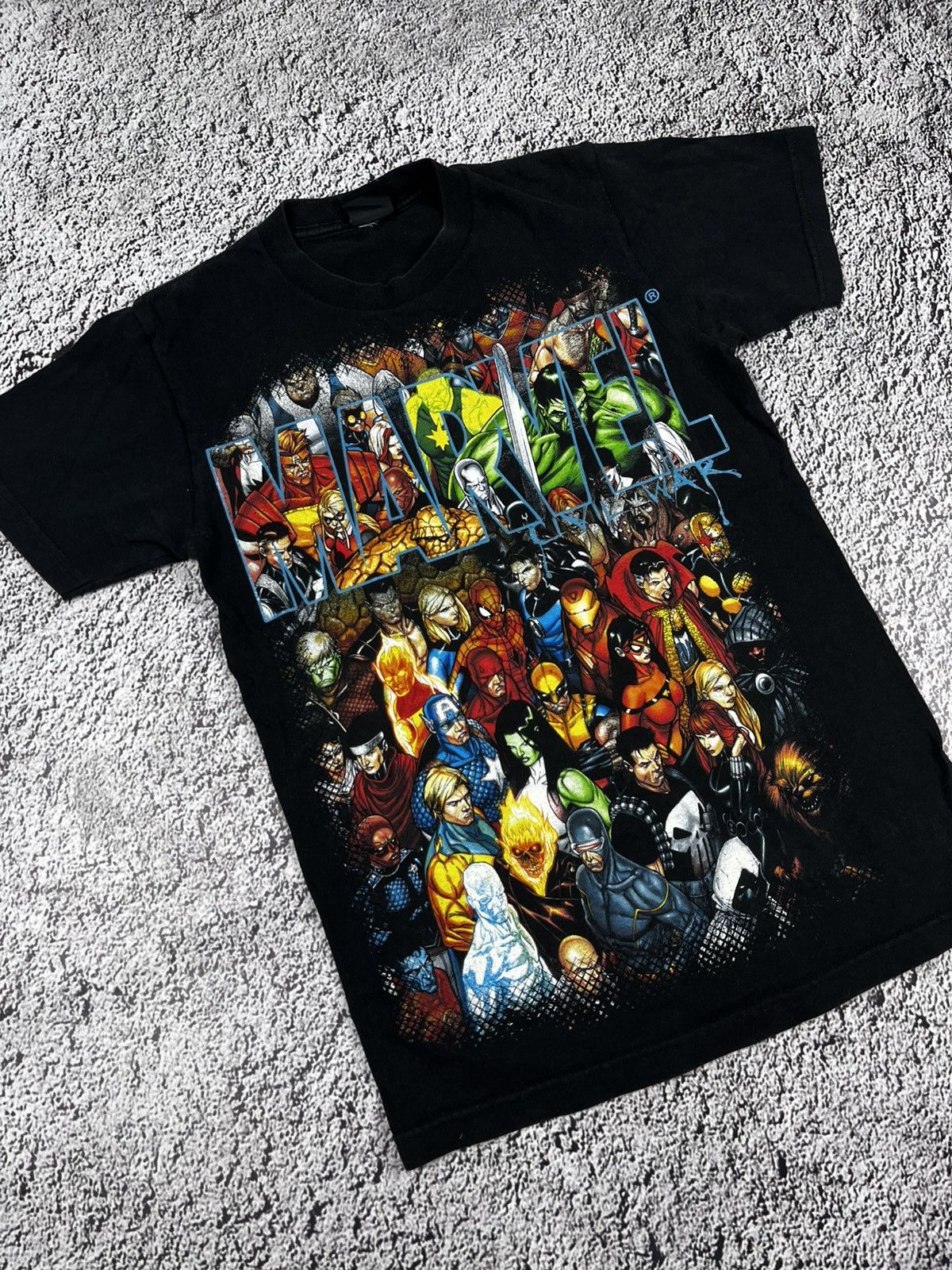 Band Tees Vintage Y2K Marvel Comics big logo tee streetwear size S Size US S / EU 44-46 / 1 - 2 Thumbnail