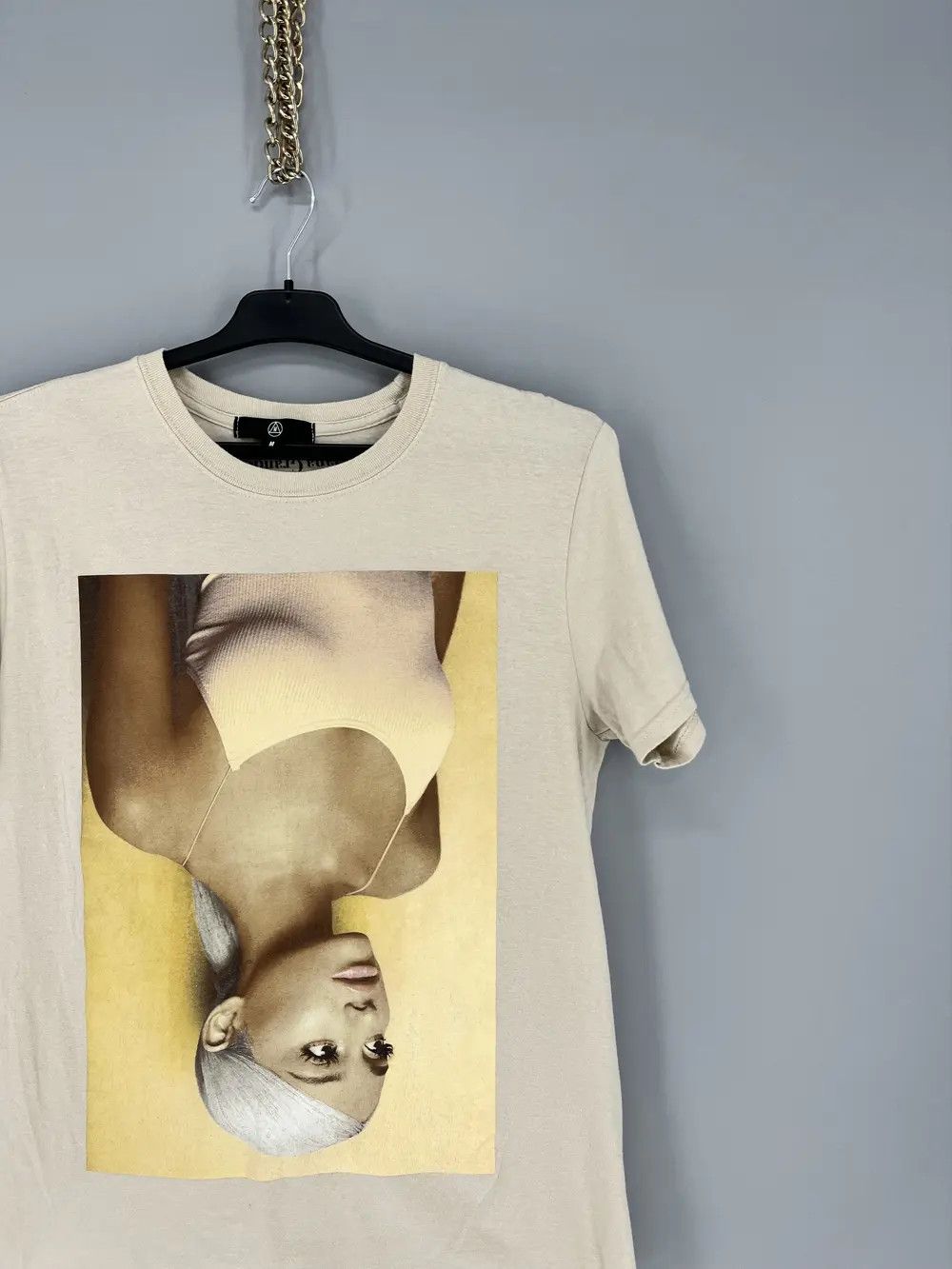 Band Tees Vintage 🔥RARE🔥 Ariana Grande Solo Singer Rappars Shirt Size US M / EU 48-50 / 2 - 5 Thumbnail