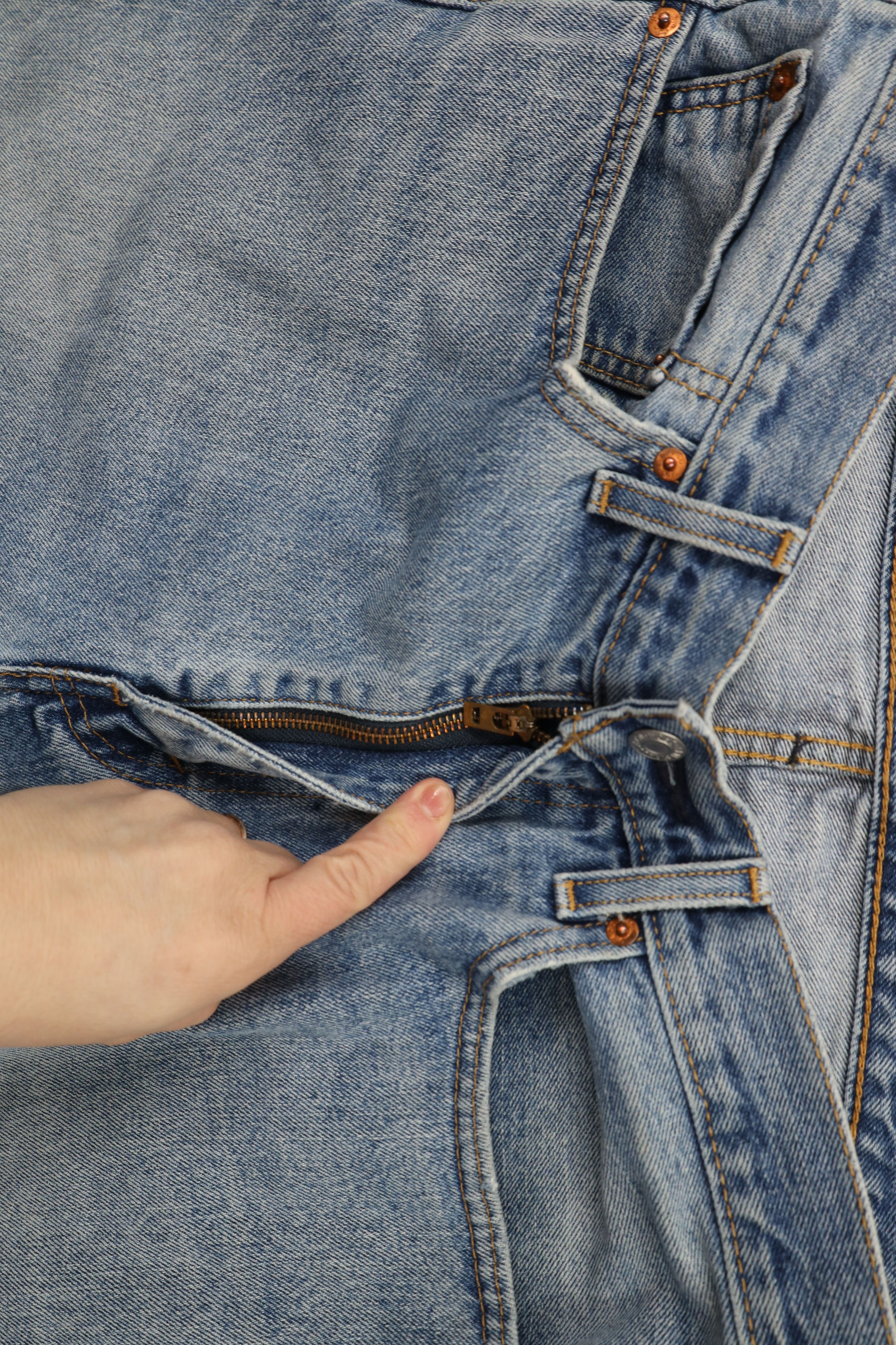 Levi's × Vintage Vintage Y2K Levis 505 Regular Fit Denim Jeans Blue Cotton Size US 35 - 8 Thumbnail