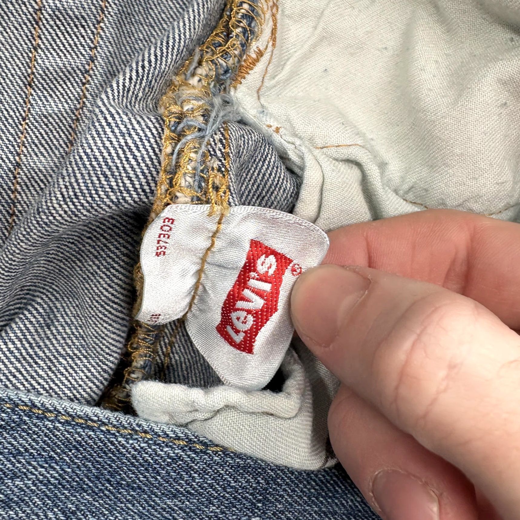 Levi's VINTAGE Levi's 501 Jeans Mens 38x29 Blue Regular Straight Denim Button Fly Y2K Size US 38 / EU 54 - 4 Thumbnail