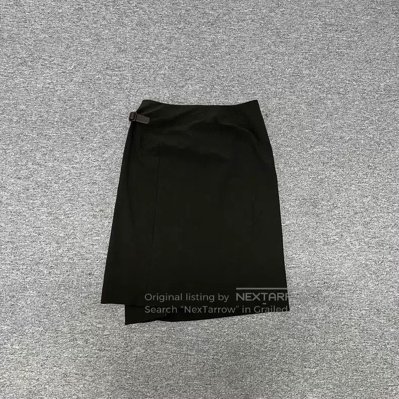 Hermes Hermes Leather buckle skirt Size 27" / US 4 / IT 40 - 2 Thumbnail