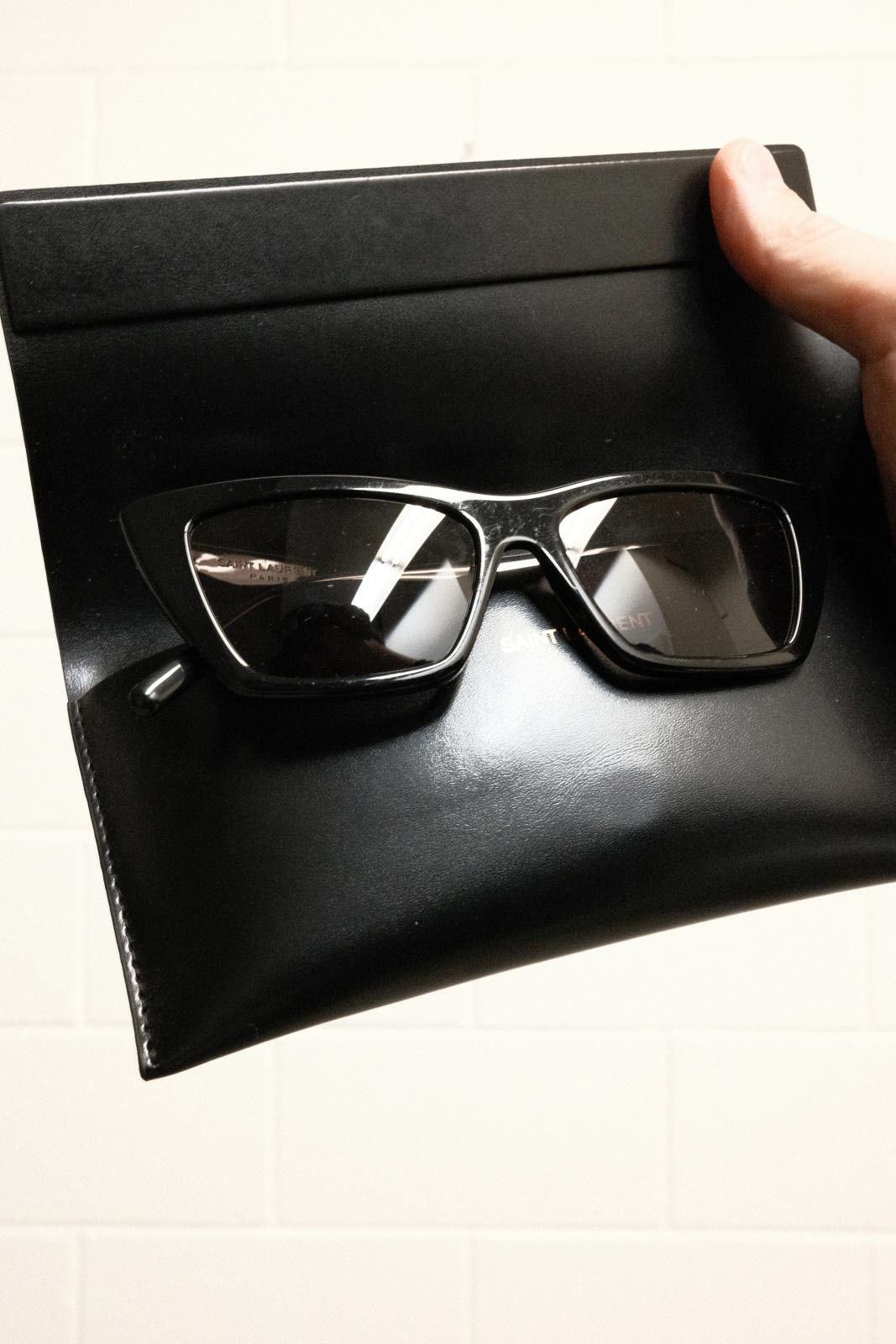 Saint Laurent Paris Saint Laurent Black Rectangular Sunglasses with Case Size ONE SIZE - 2 Thumbnail