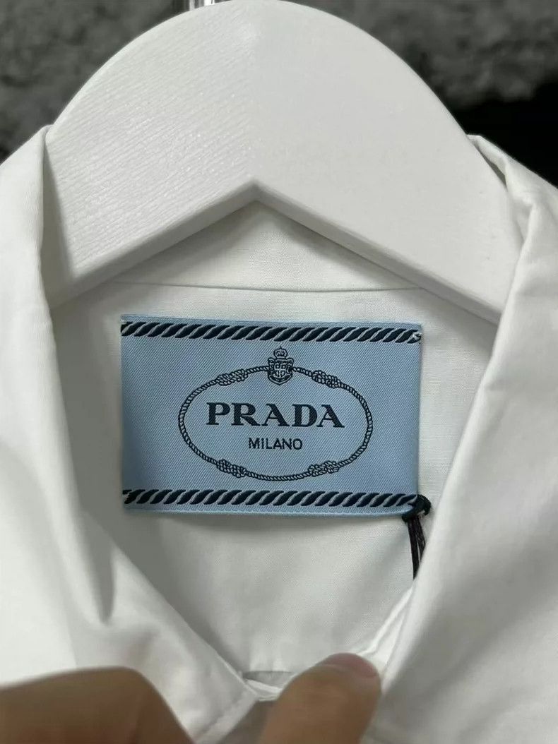 Prada Prada Heart Short Sleeve Shirt-2506 Size US S / EU 44-46 / 1 - 4 Thumbnail