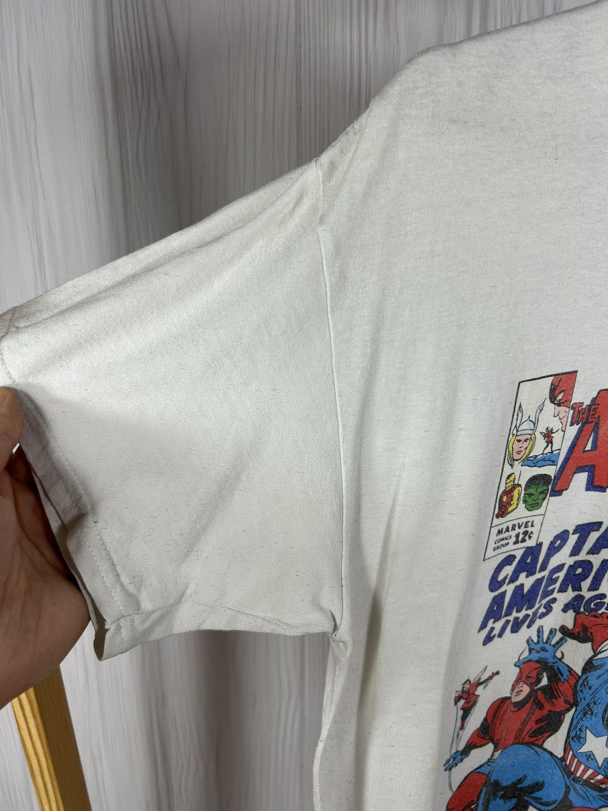 Marvel Comics Vintage Marvel Comics Avengers Captain America Lives T-Shirt Size US M / EU 48-50 / 2 - 5 Thumbnail