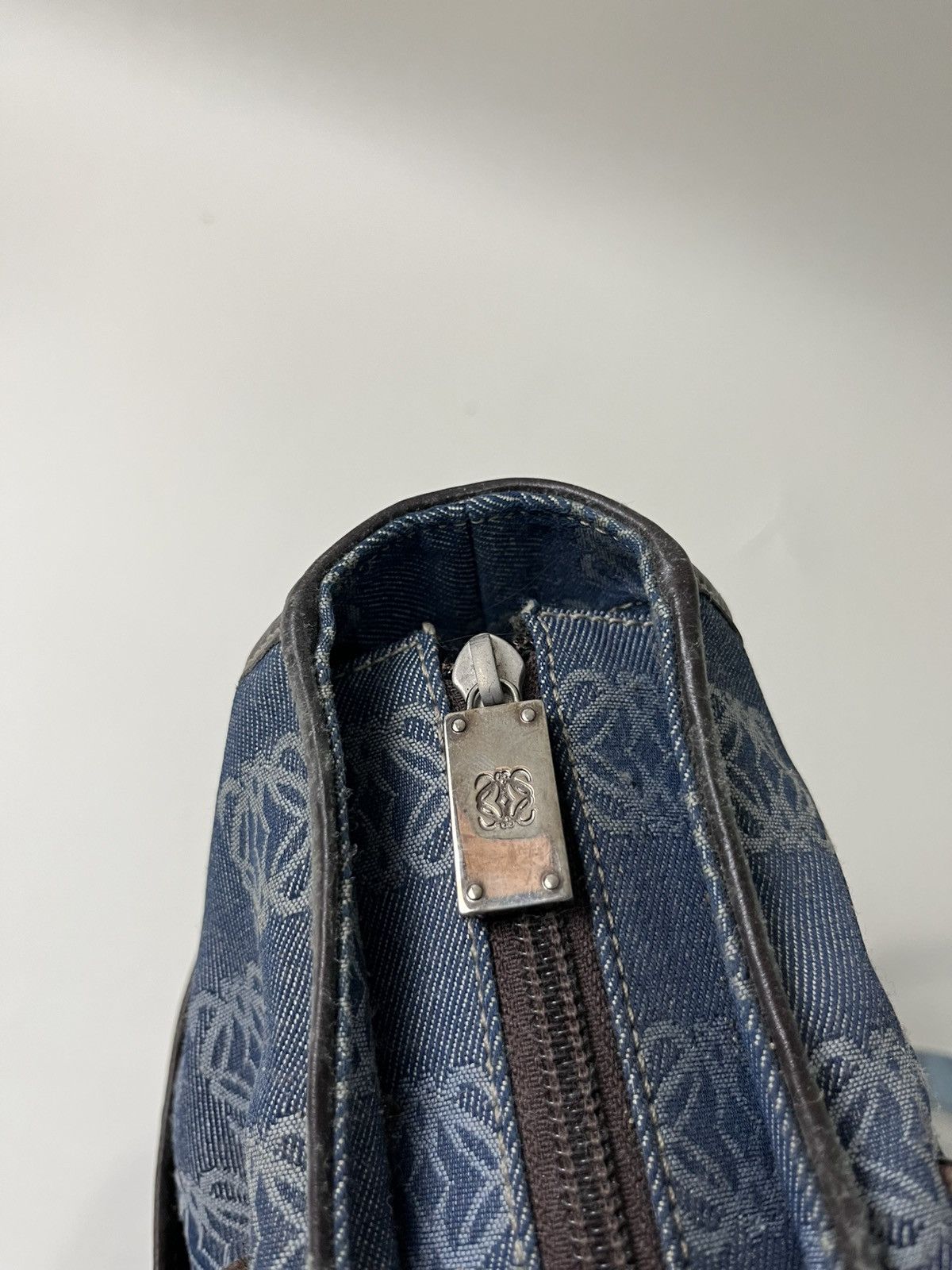 Loewe Loewe Anagram Handbag Size ONE SIZE - 7 Thumbnail