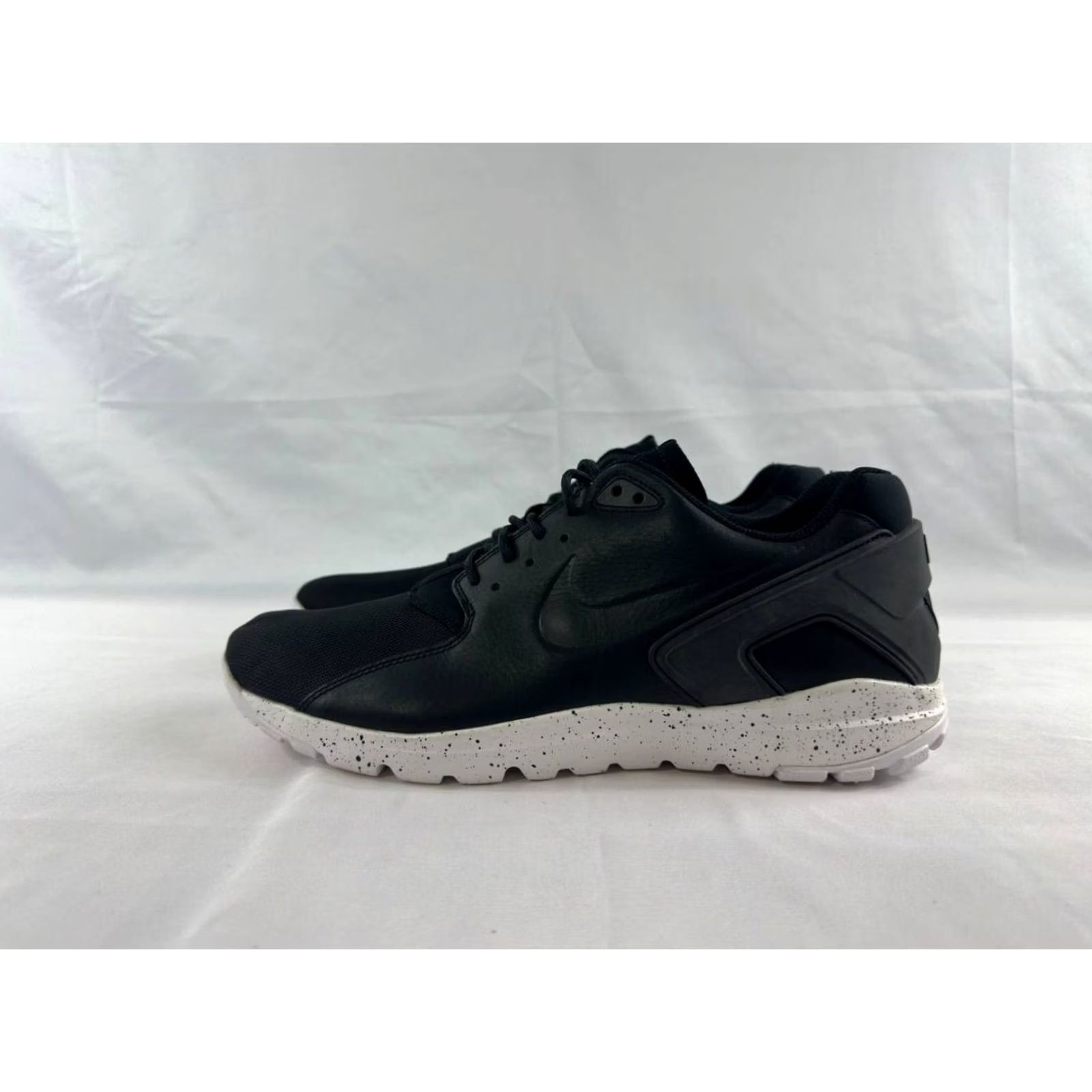 Nike Nike Mobb Ultra Low Sneakers Men 14 Black White 749486–001 KOTH Size US 14 / EU 47 - 6 Thumbnail