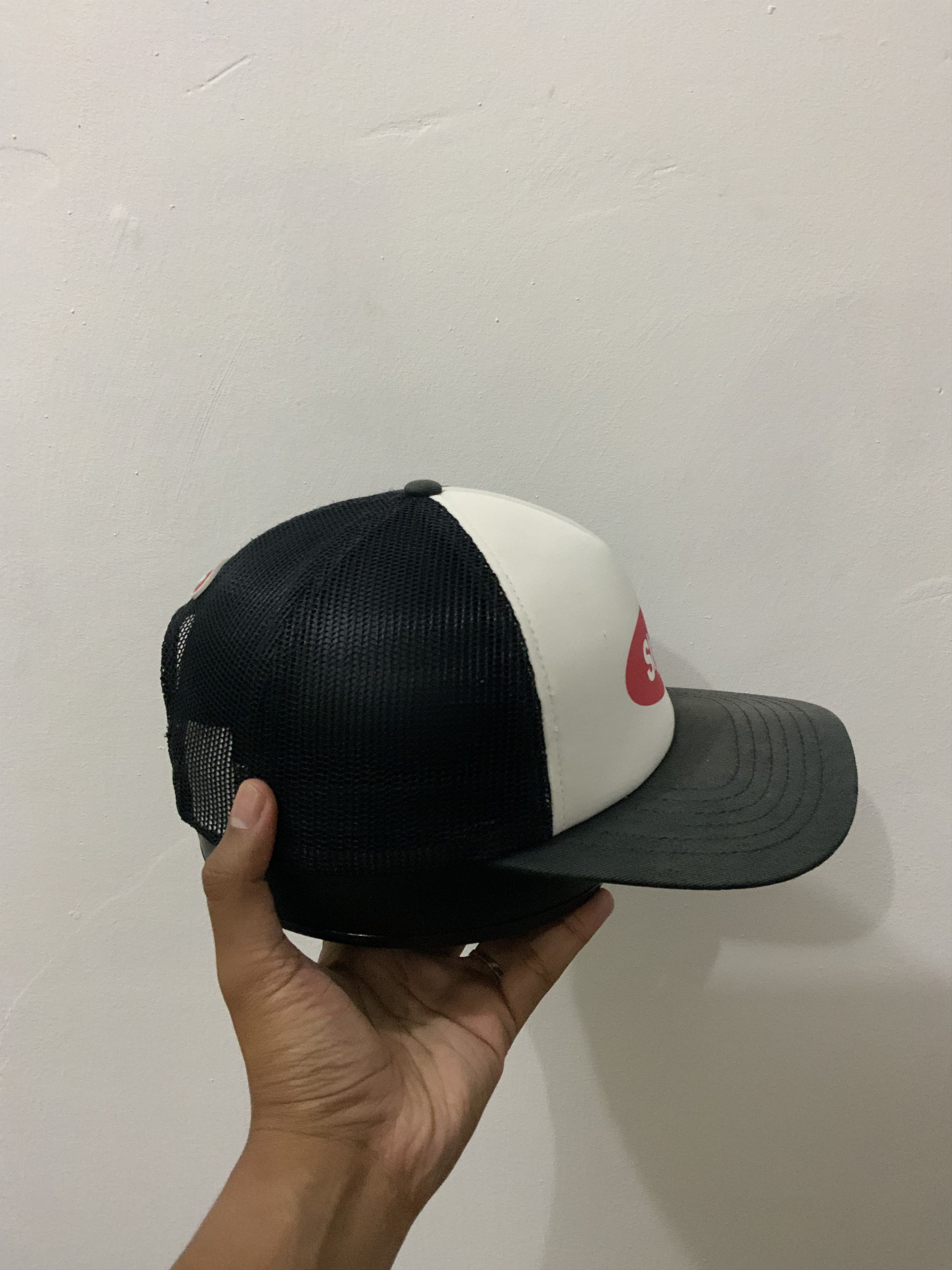Hat Club Slyde Black Fade Trucker Hat Size ONE SIZE - 4 Thumbnail