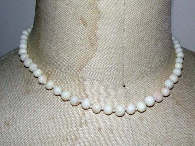 Designer Small Angel Skin Coral Bead Necklace Size ONE SIZE - 1 Thumbnail