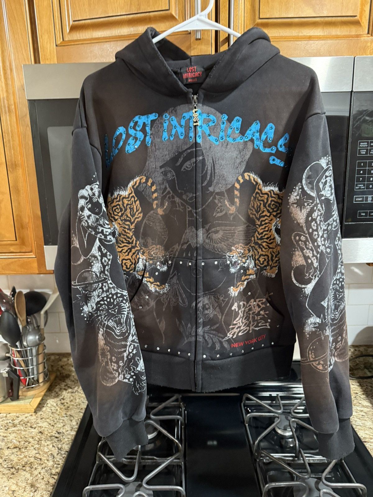 LOST INTRICACY Lost Intricacy Twin Tiger Zip Size Small Size US S / EU 44-46 / 1 - 1 Thumbnail
