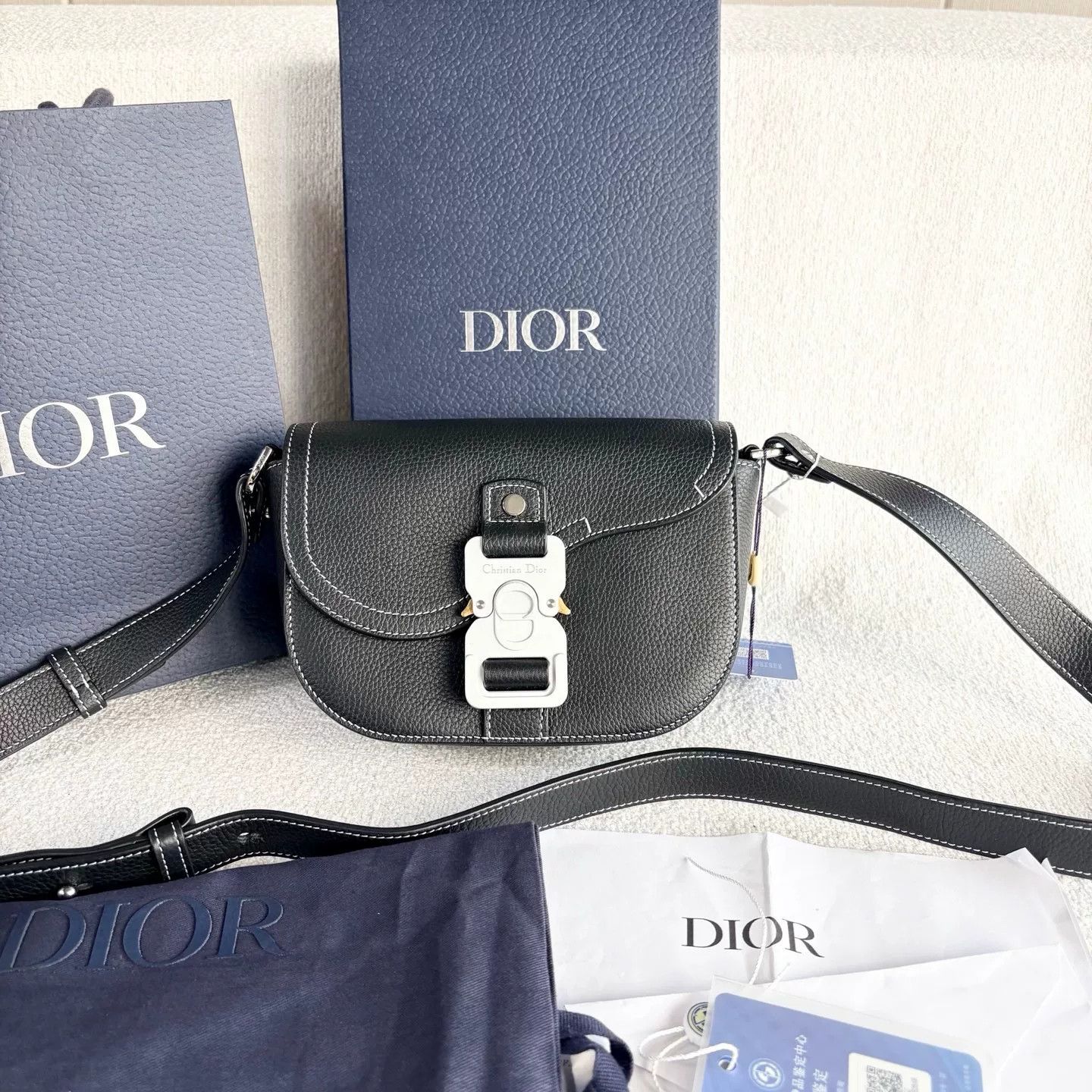 Dior Pre-loved Bag Very good condition Size ONE SIZE - 1 Thumbnail