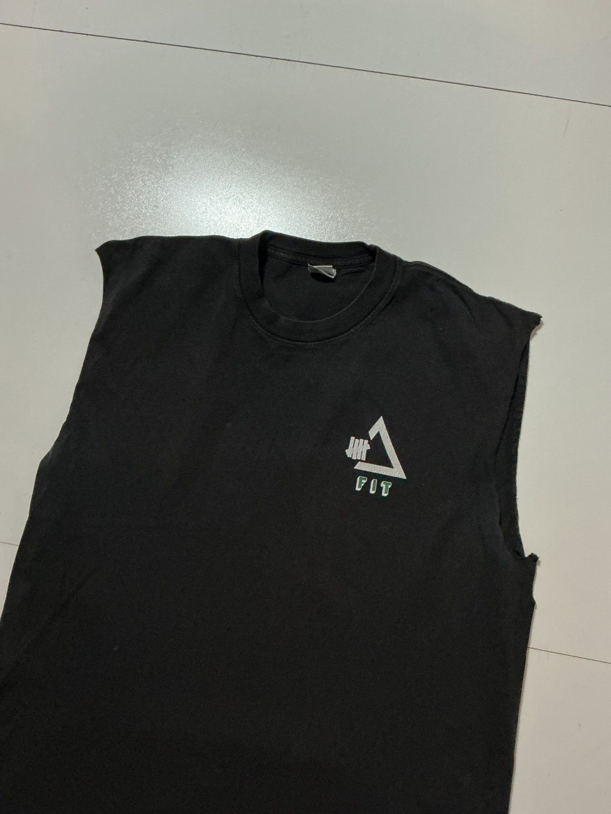 Undefeated Undefeated X UACTP Fit Upper Body Muscle Cutoff Tank Top Size US L / EU 52-54 / 3 - 3 Thumbnail