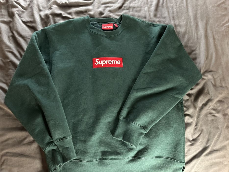 Supreme box best sale logo crewneck sizing