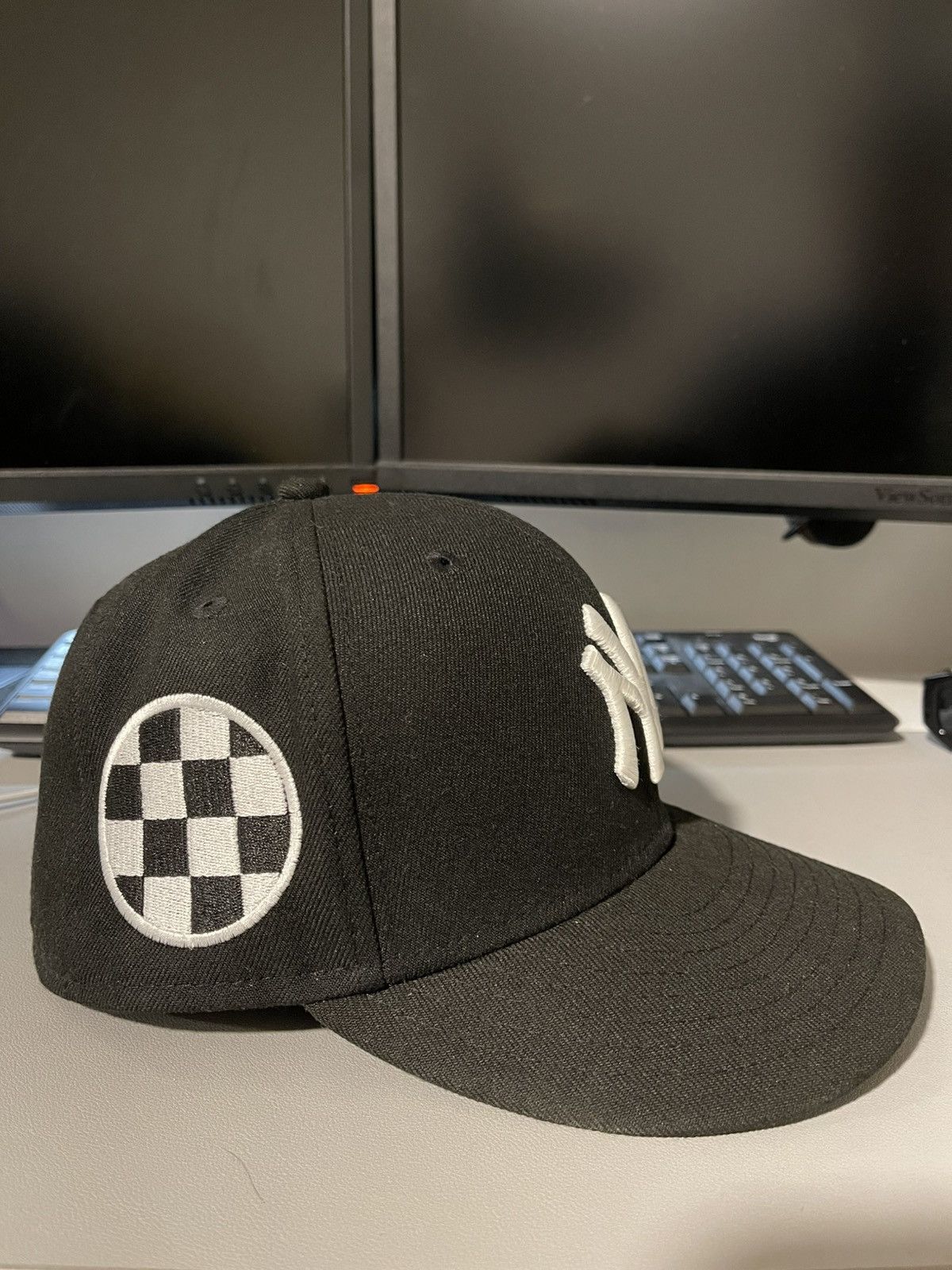 New Era New Era 59fifty New York Yankees Fitted Hat 7 1/4 Black Lids Size ONE SIZE - 2 Thumbnail