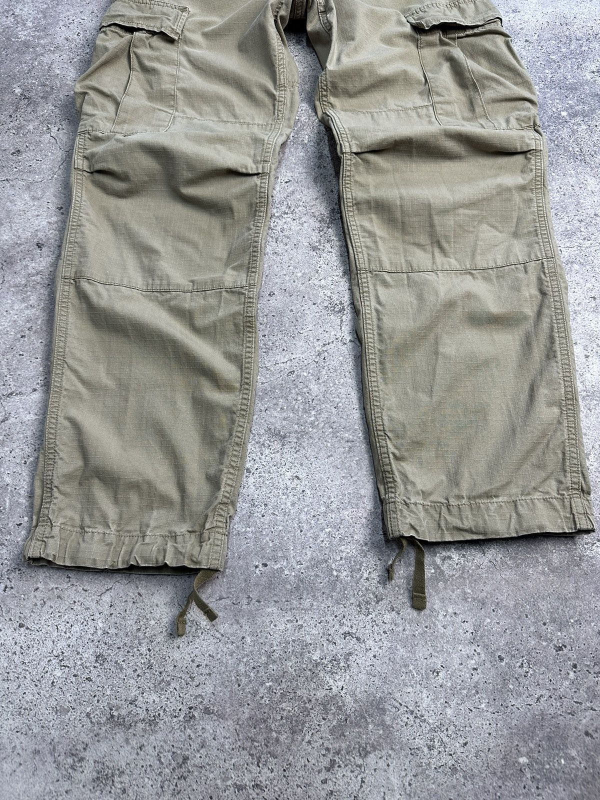 Carhartt × Vintage Vintage Carhartt Cargo Distressed Pants Faded Beige Y2K Size US 31 - 9 Thumbnail