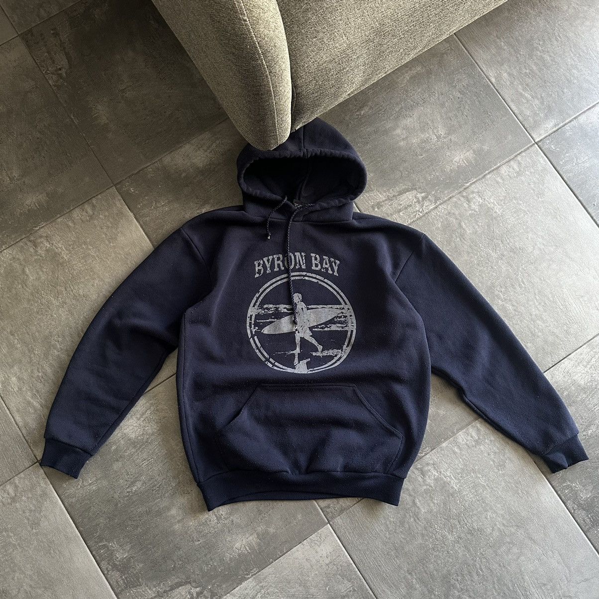 Vintage Vintage Byron Bay Hoodie Big Logo Surf Wear Y2K 00s Fitted Size US M / EU 48-50 / 2 - 1 Thumbnail