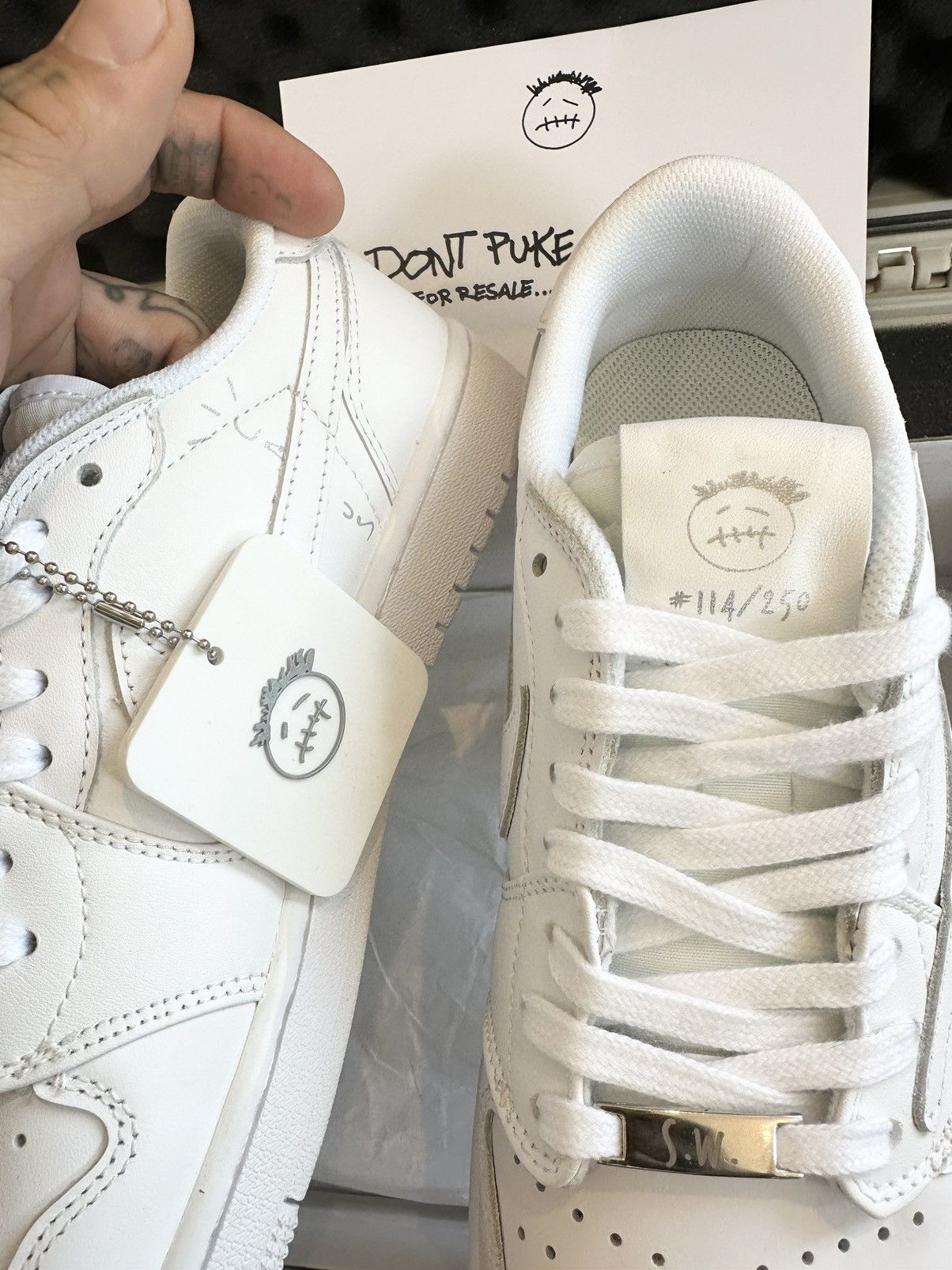 Jordan Brand × Travis Scott Nike TRAVIS SCOTT MICHAEL RUBIN JULY 4 invite & George Condo Size US 8.5 / EU 41-42 - 7 Thumbnail