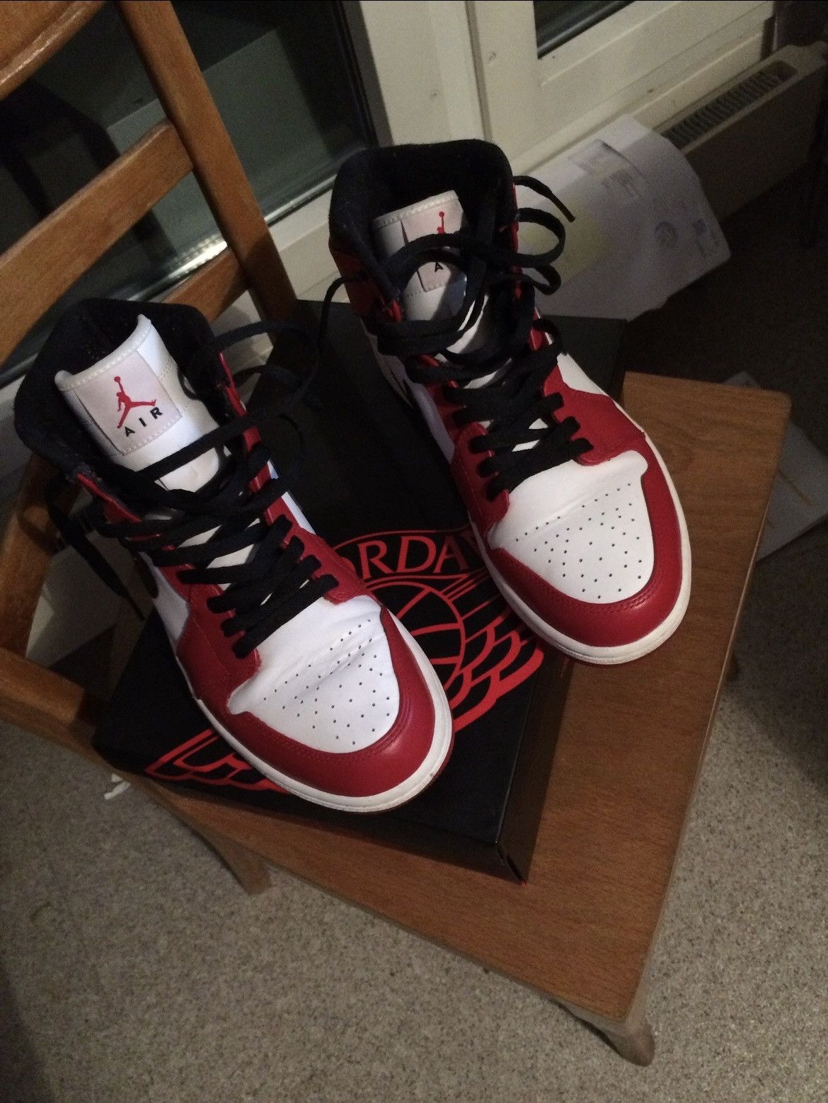Jordan Brand Jordan 1 Chicago 2013 Size US 9.5 / EU 42-43 - 3 Thumbnail