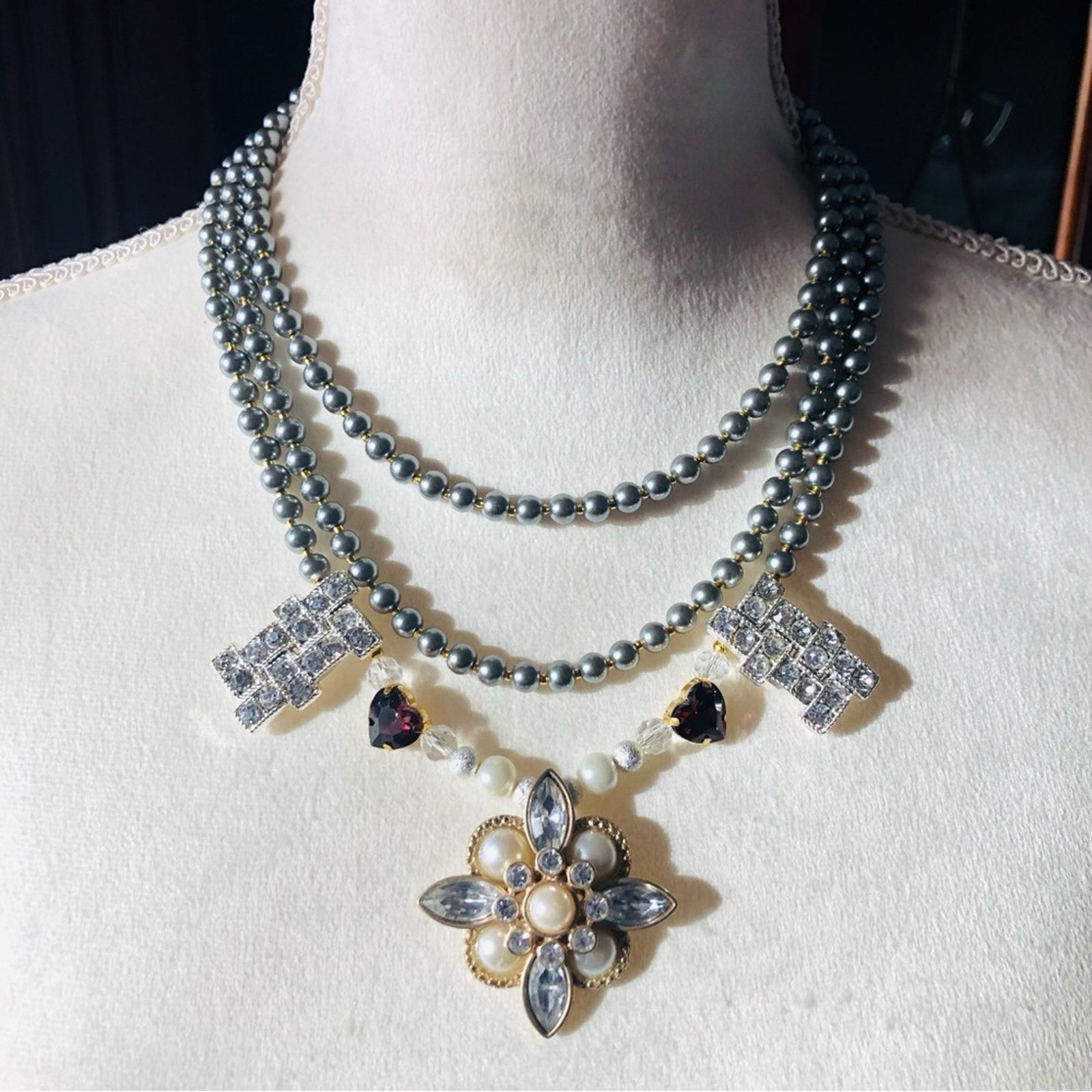 Handmade Handcrafted repurpose faceted gem Czech glass Pearl necklace Size ONE SIZE - 2 Thumbnail