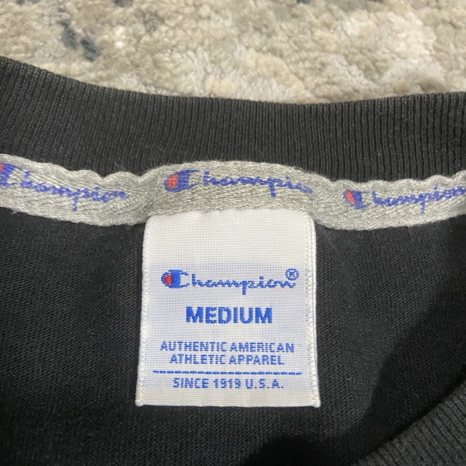 Champion Vintage Champion T-shirt men’s Medium 90s Big C Black Size US M / EU 48-50 / 2 - 2 Thumbnail