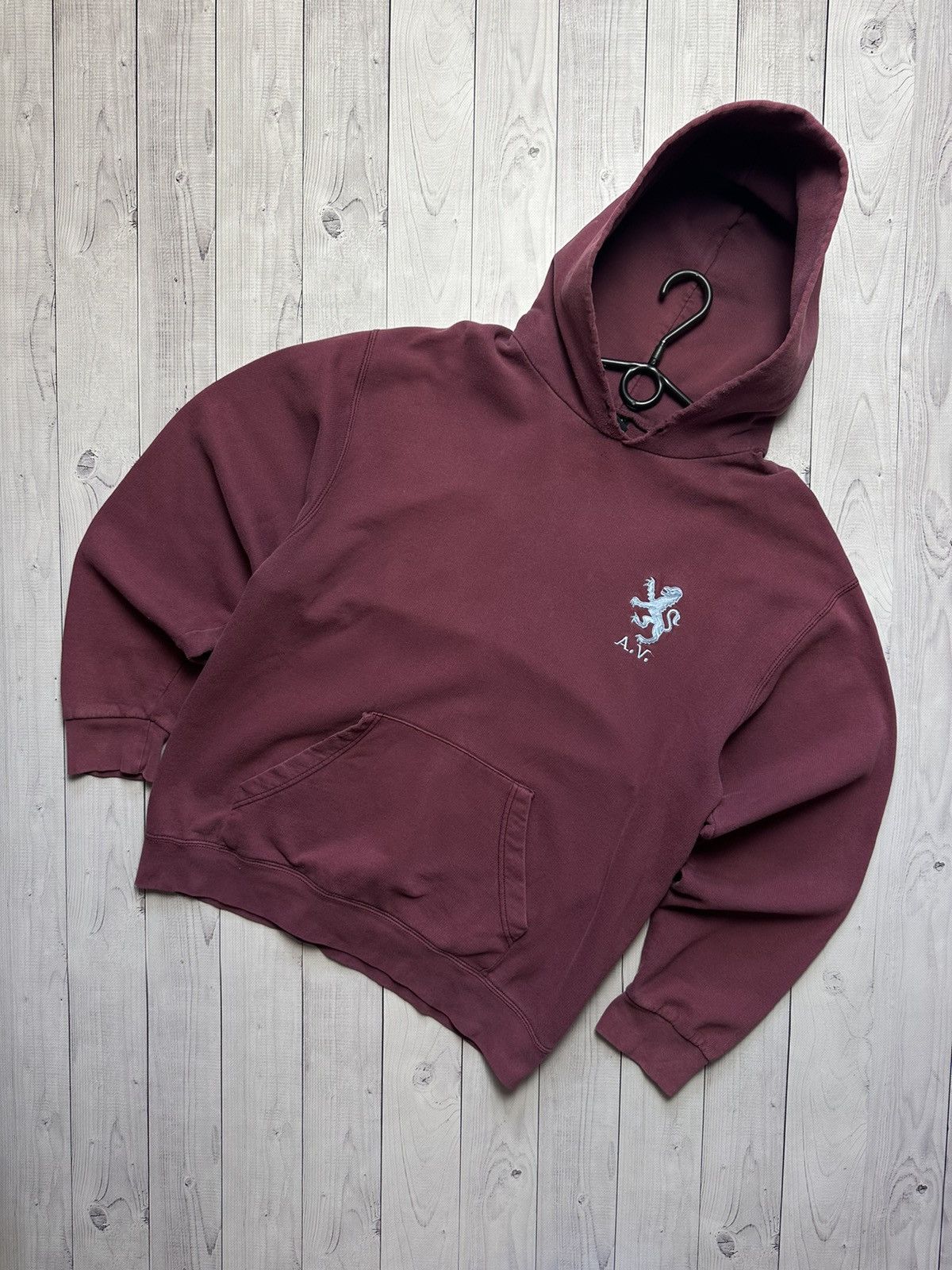 Vintage Vintage Aston Villa soccer hoodie size L/XL Size US XL / EU 56 / 4 - 1 Thumbnail