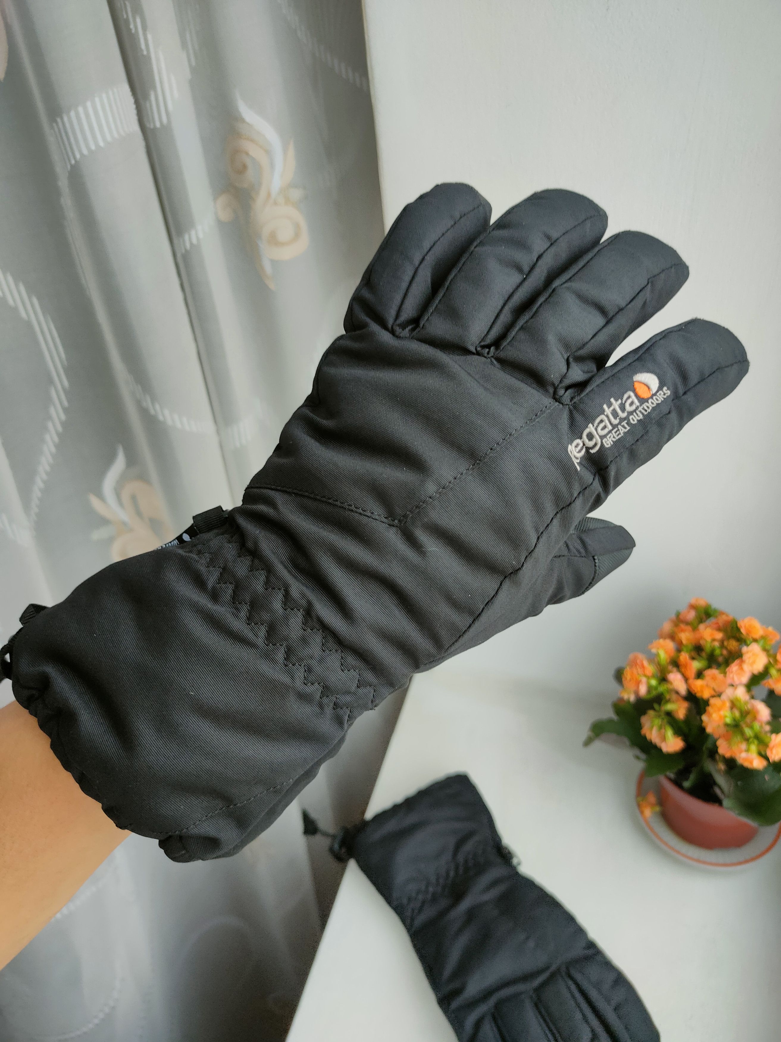 The Mountain Regatta great outdoor gloves mountain ski gloves gorpcore Size ONE SIZE - 2 Thumbnail