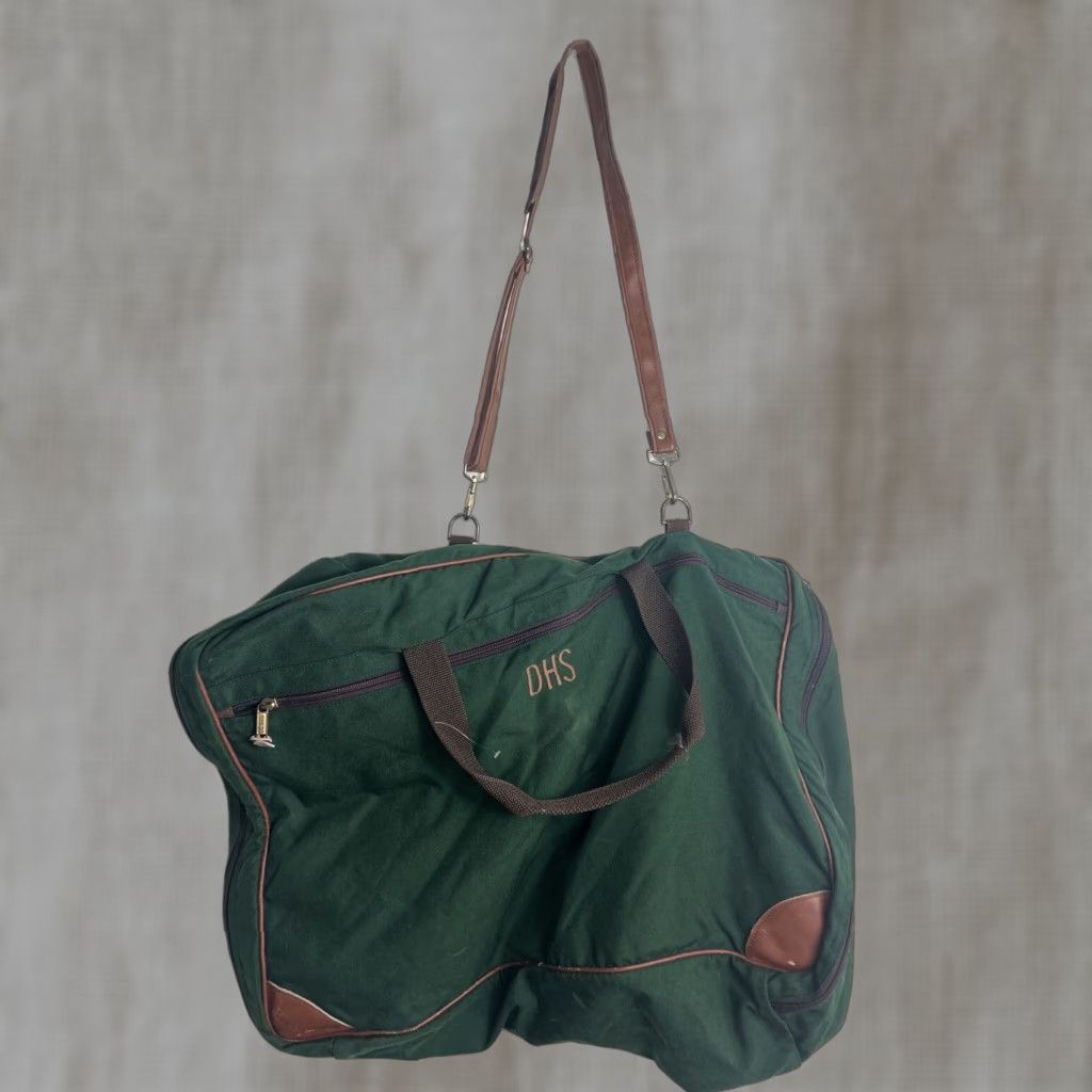 Vintage VINTAGE L.L. Bean Bag Duffel Travel Carry On 23"x16"x7" Green Leather Canvas Maroon Brass Hardware Womens Men’s Travel Bag Size ONE SIZE - 1 Thumbnail