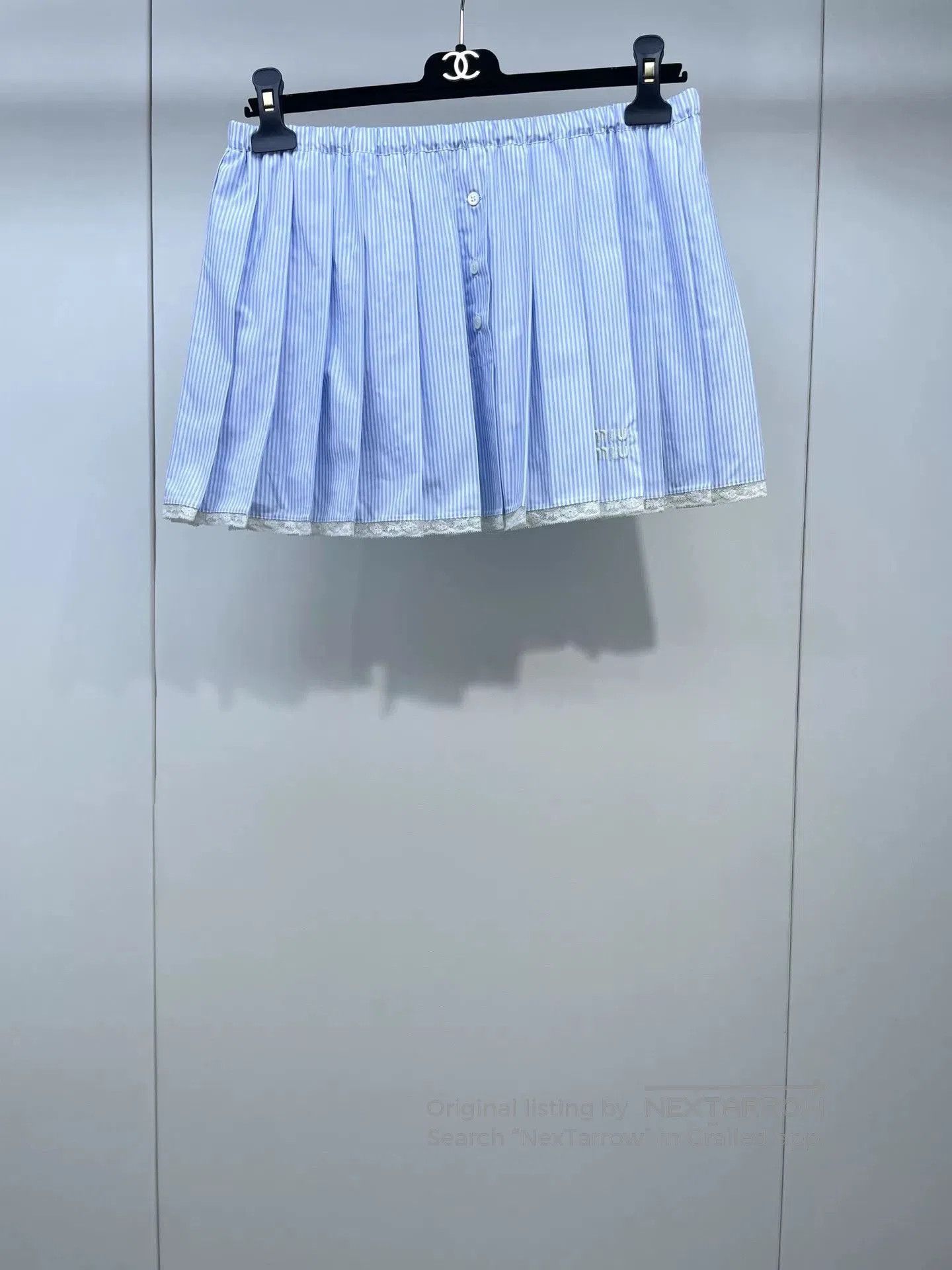 Miu Miu Miu Miu Lace Stripe Pleated Skirt. Size 39" - 1 Thumbnail