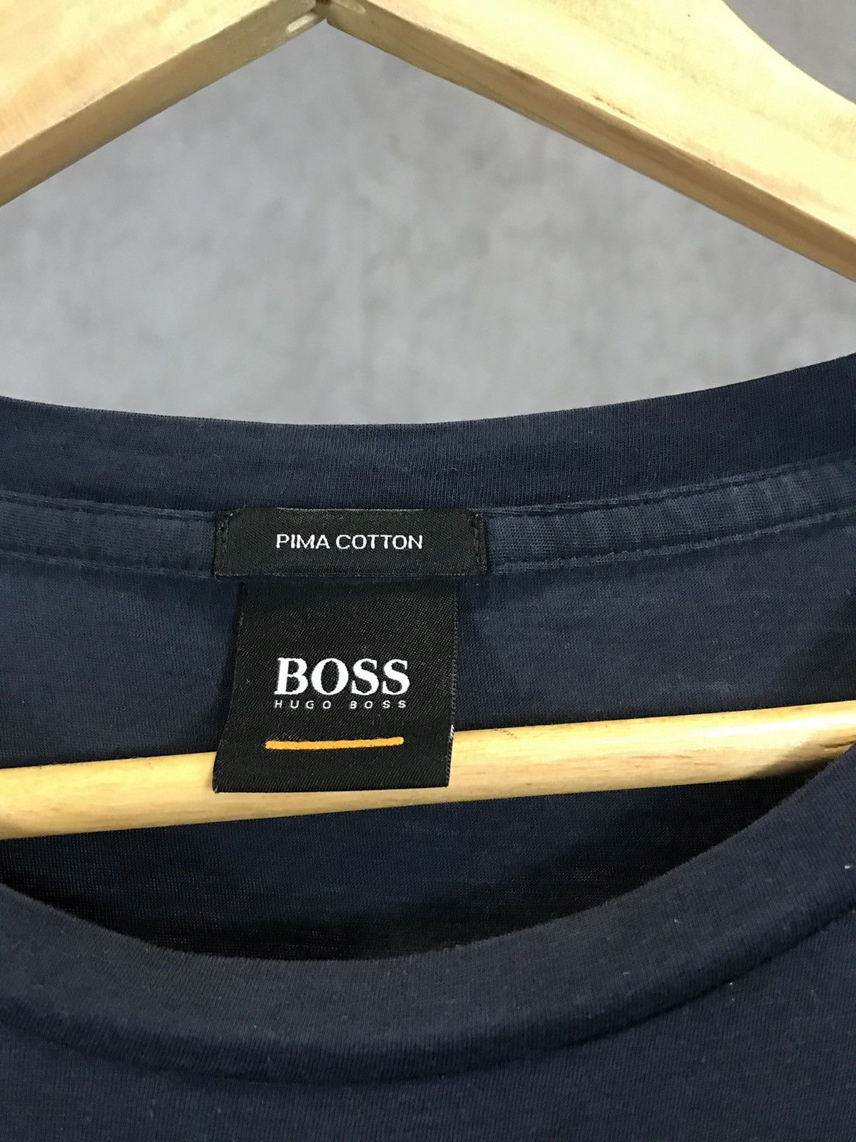 Hugo Boss Hugo Boss designer big center logo tee Size US M / EU 48-50 / 2 - 4 Thumbnail