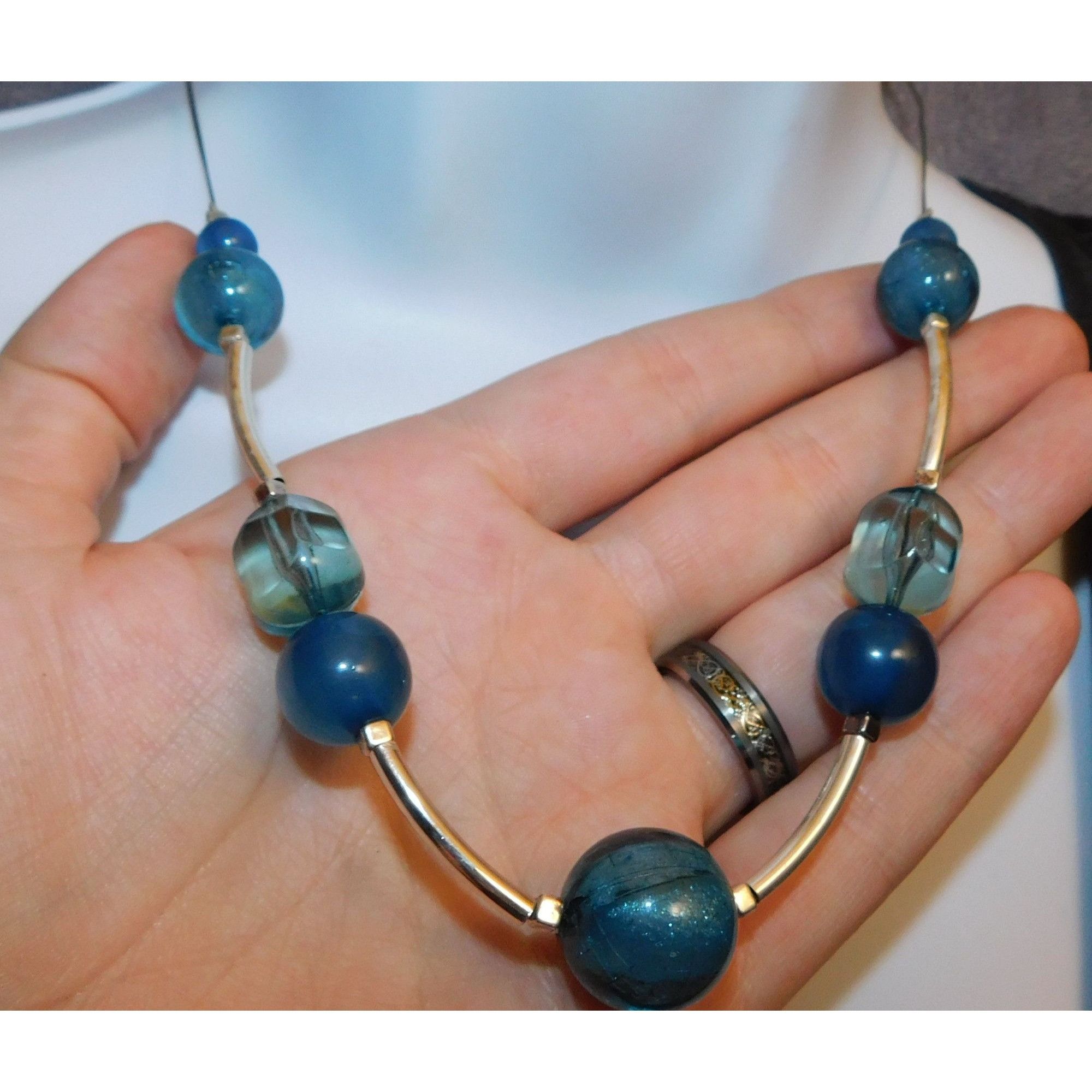 Other Abstract Blue Crackle And Silver Tone Beaded Necklace Size ONE SIZE - 1 Thumbnail