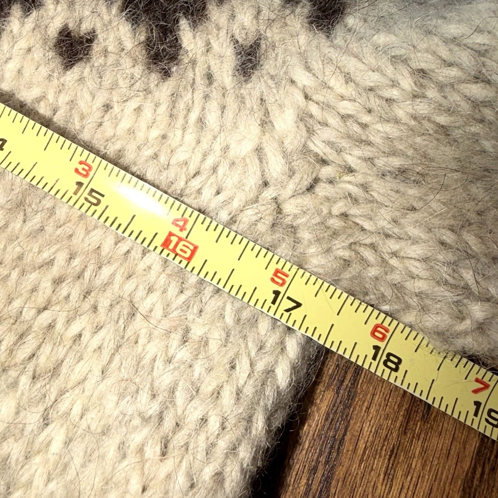 Vintage VINTAGE Husfliden Norway Sweater Mens Small Beige Brown Wool Nordic Knit Pullover Mock Neck 80s Wool Hand Wash Only Mens Regular Brown Size US S / EU 44-46 / 1 - 7 Thumbnail