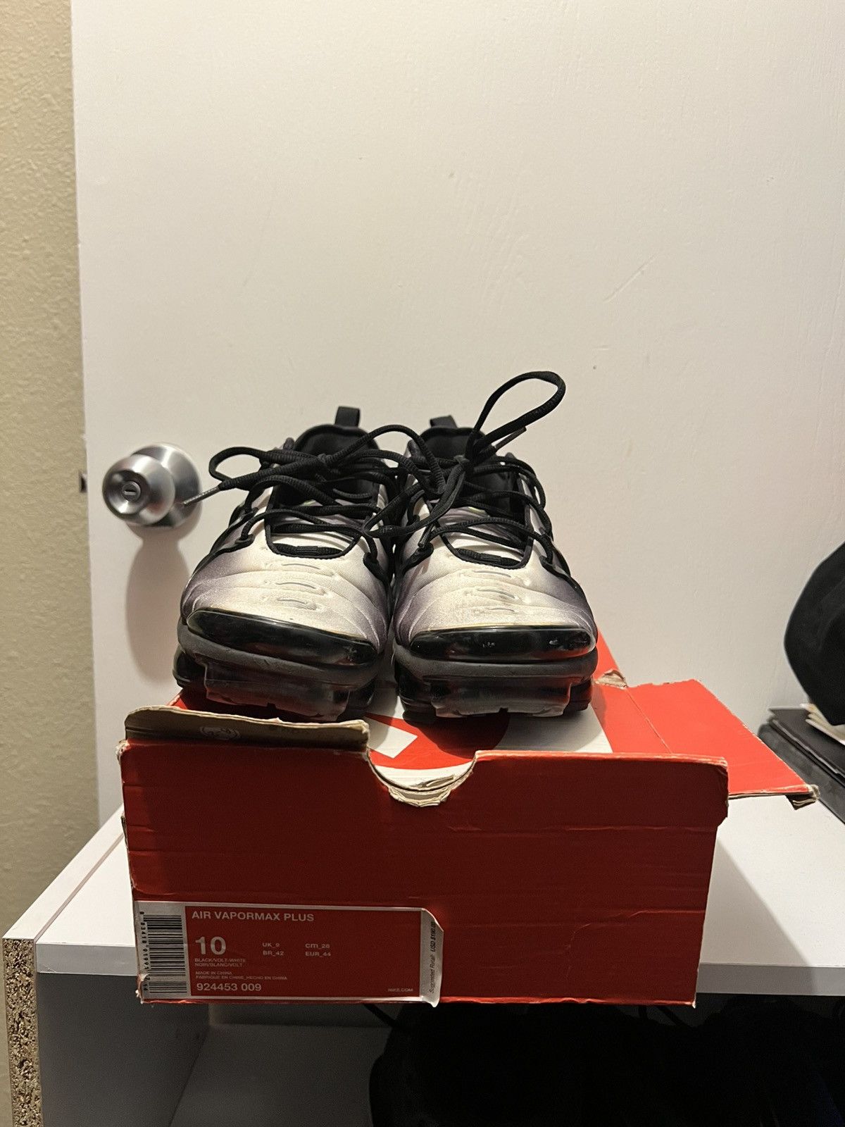 Nike Nike Vapormax 95 Neon Size US 10 / EU 43 - 3 Thumbnail