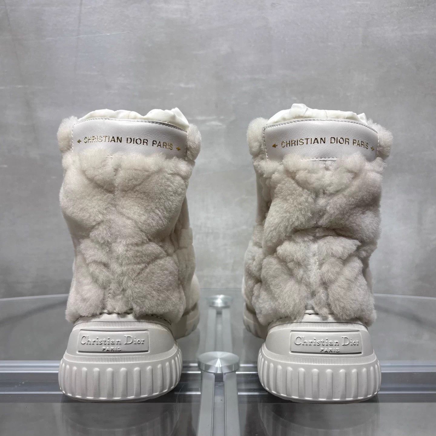 Dior Dior Snow White fur-lined snow boots women's 37.5 Size US 7 / IT 37 - 6 Thumbnail