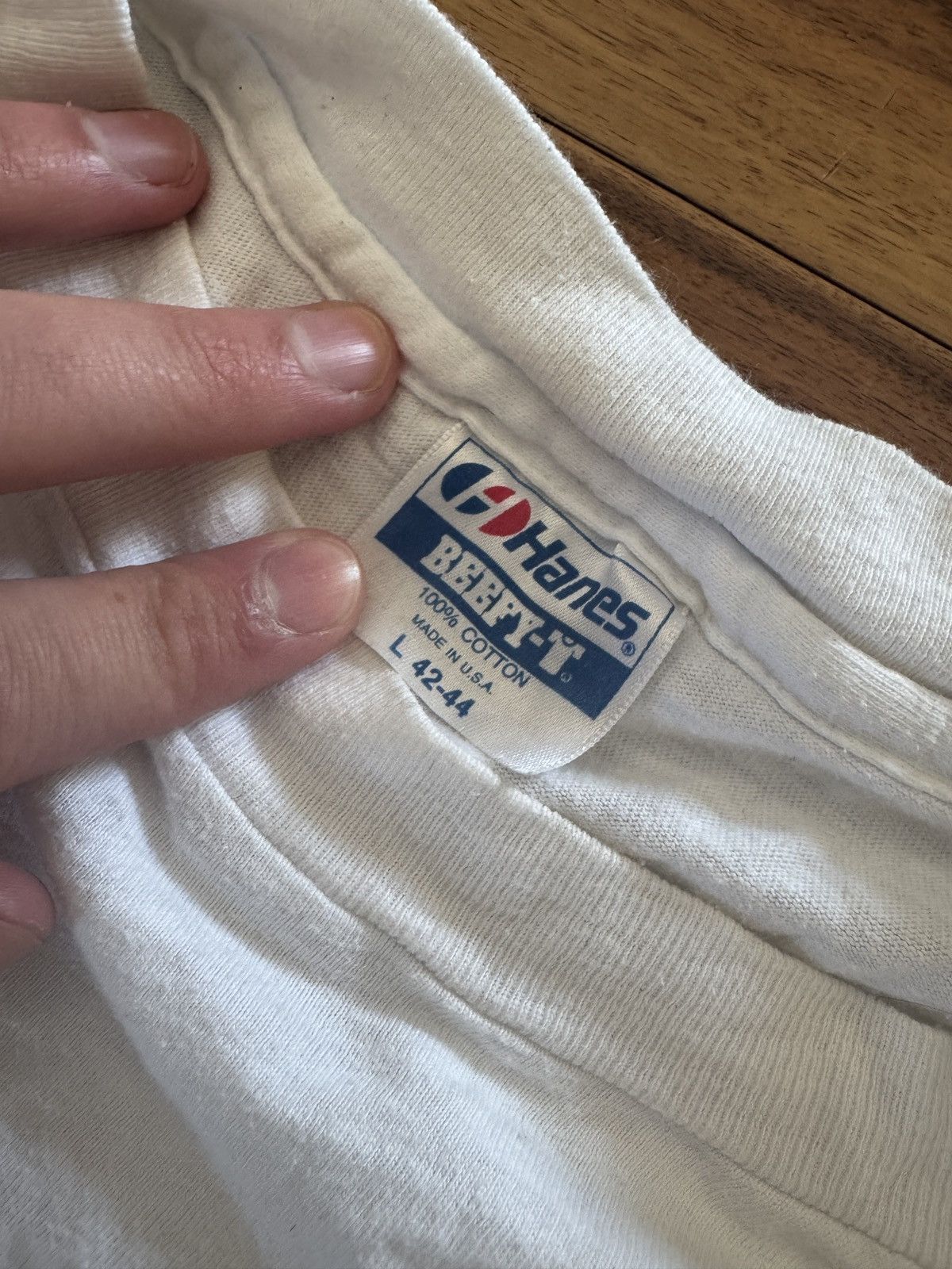 Hanes × Vintage Vintage Huntington beach surf t-shirt single stitch Size US L / EU 52-54 / 3 - 4 Thumbnail
