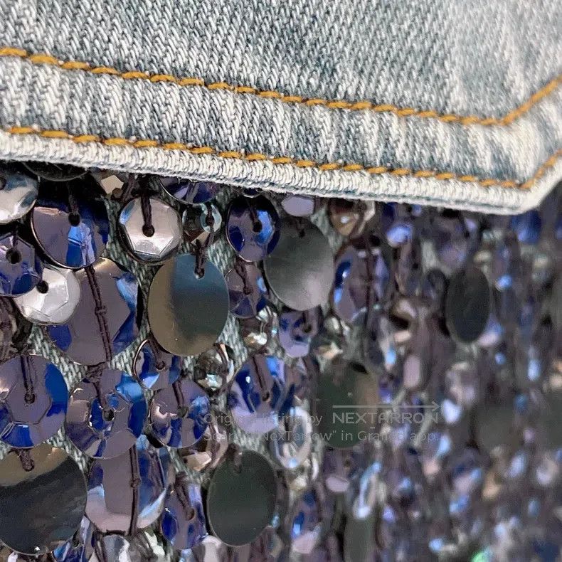 Valentino Valentino Sequin embellishment Shirt-style denim jacket Size US XS / EU 42 / 0 - 6 Thumbnail
