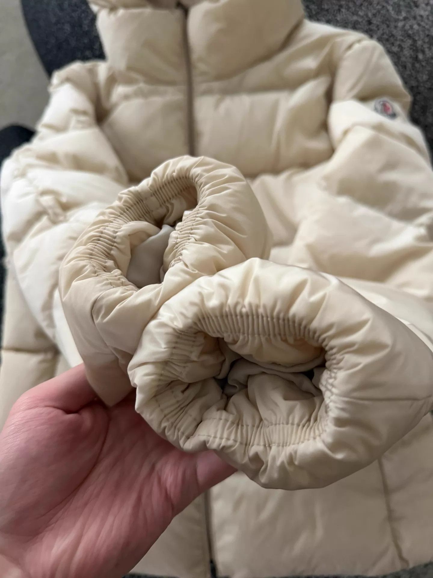 Moncler Moncler Ivory Puffer Jacket 3 (Good Condition) Size L / US 10 / IT 46 - 4 Thumbnail