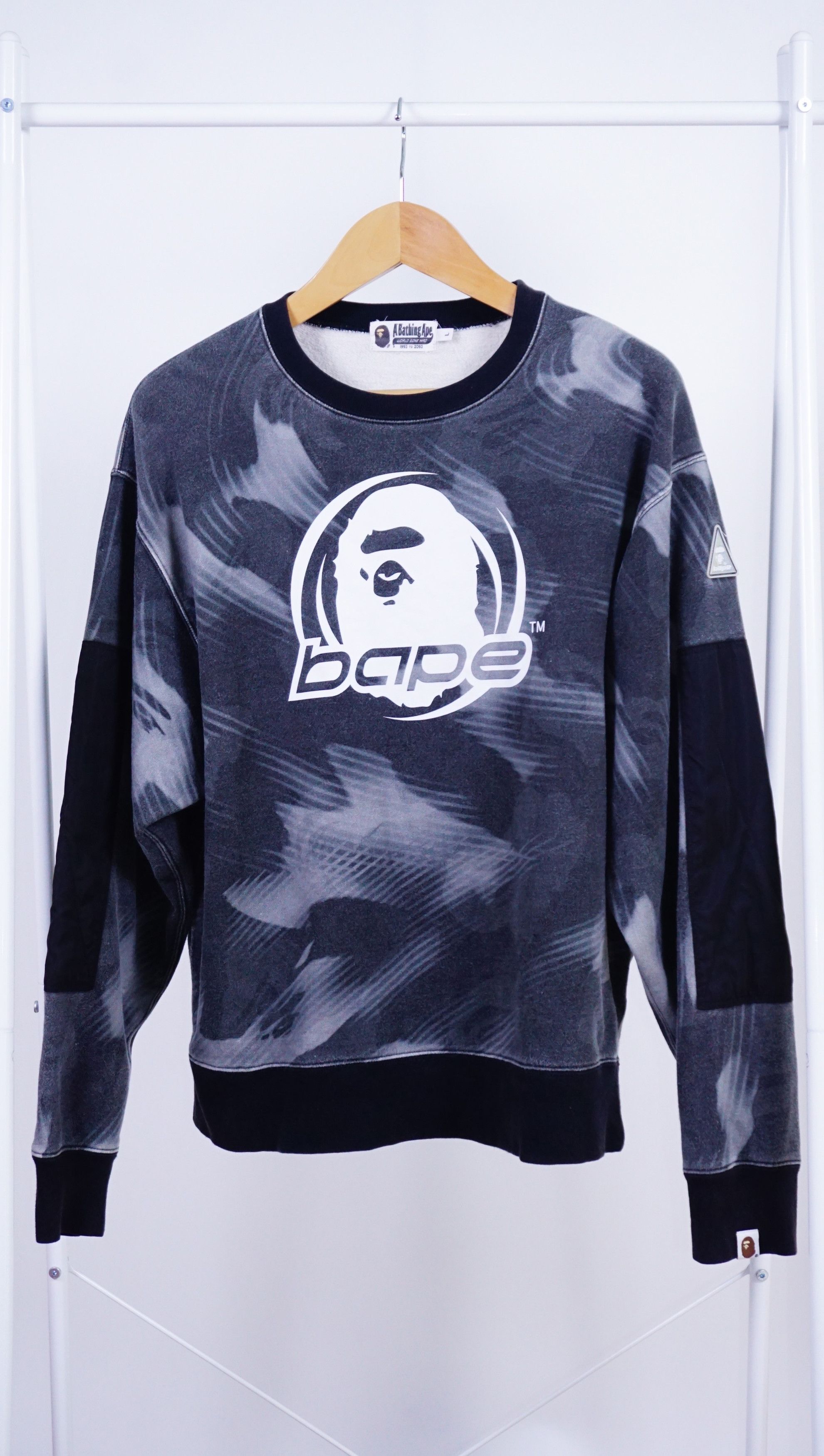 Bape Stroke Camo Relaxed Fit Crewneck Size US L / EU 52-54 / 3 - 1 Thumbnail