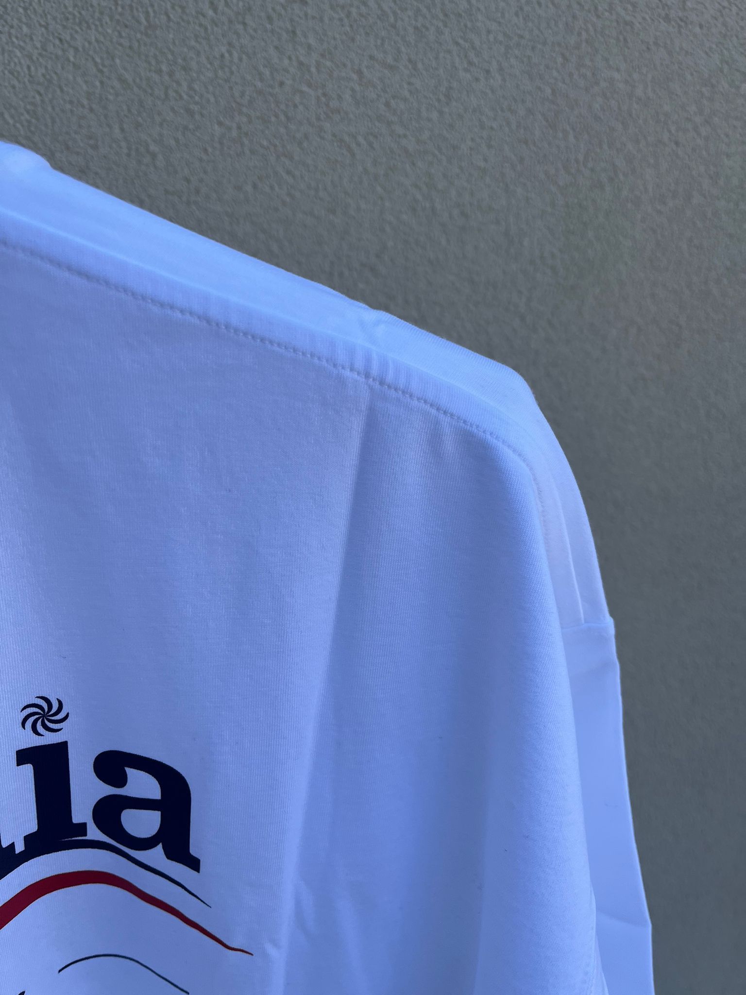 Vetements Gvasalia For Vetements Logo T-Shirt in White Size US M / EU 48-50 / 2 - 12 Thumbnail