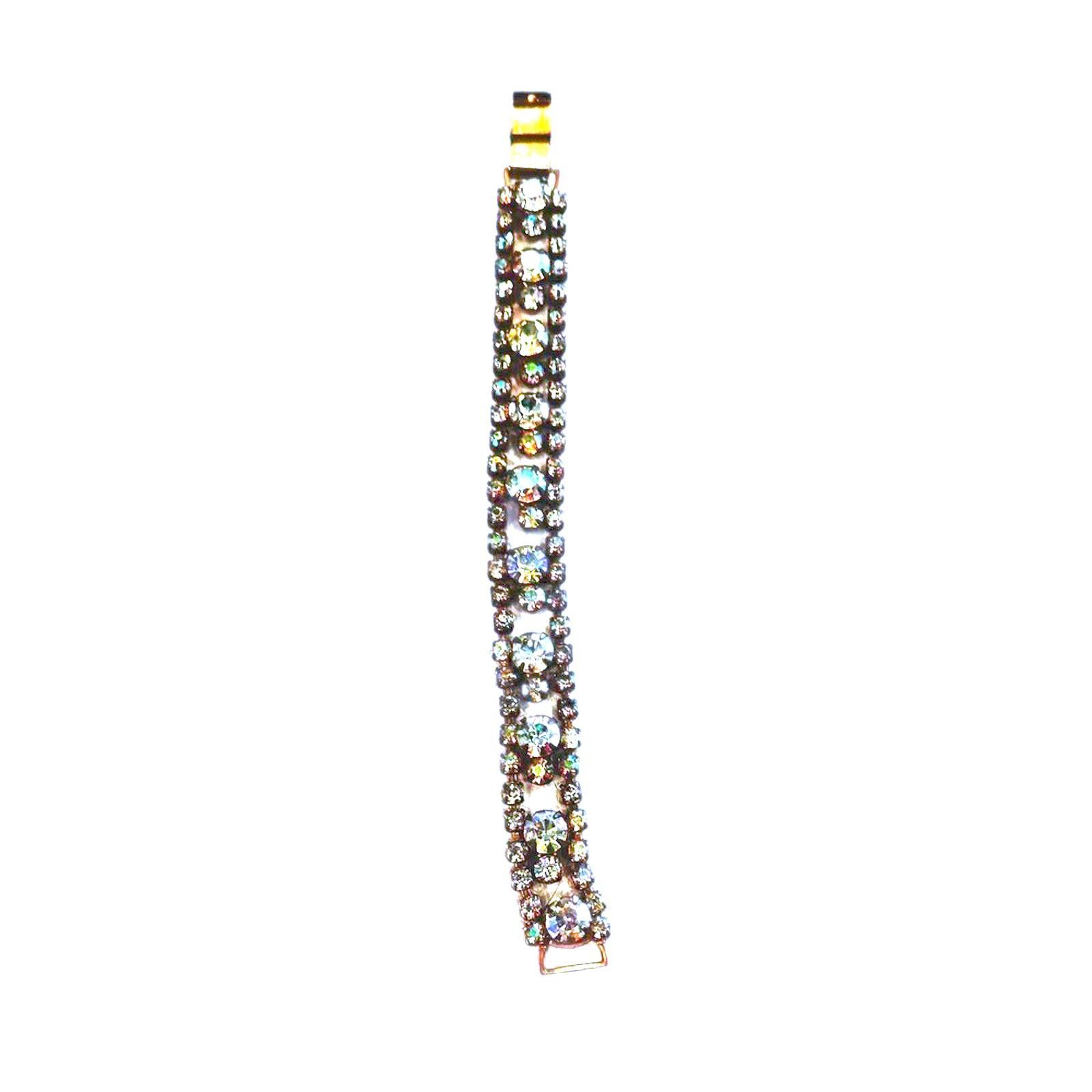 The Unbranded Brand Vintage Aurora Borealis Bracelet Size ONE SIZE - 1 Thumbnail