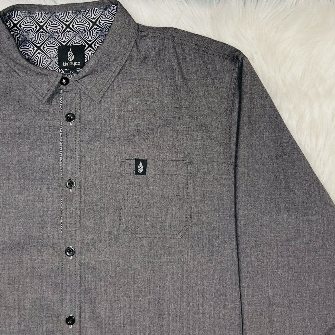 Other THREYDA Button Up Shirt - Gray w/ Psychedelic Lining - 4XL Size US XXL / EU 58 / 5 - 2 Thumbnail