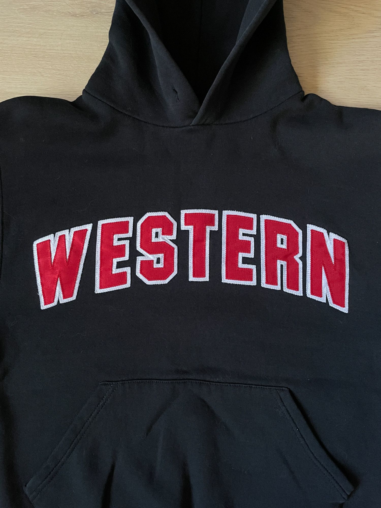 Russell Athletic × Vintage 2000s Boxy 'Western' Russell Athletic Hoodie Size US S / EU 44-46 / 1 - 2 Thumbnail