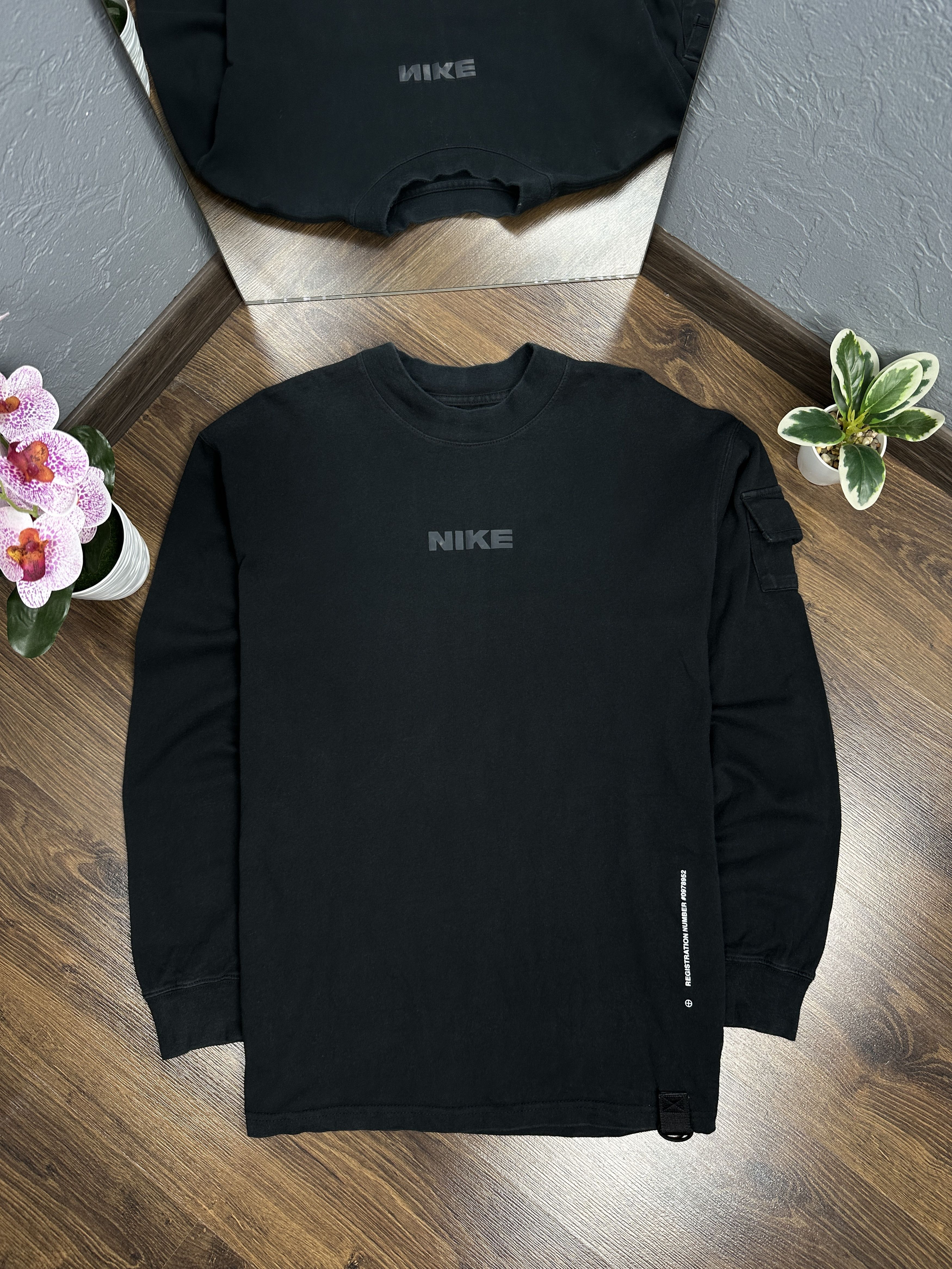 Nike Nike center logo sweatshirt Size US M / EU 48-50 / 2 - 1 Thumbnail