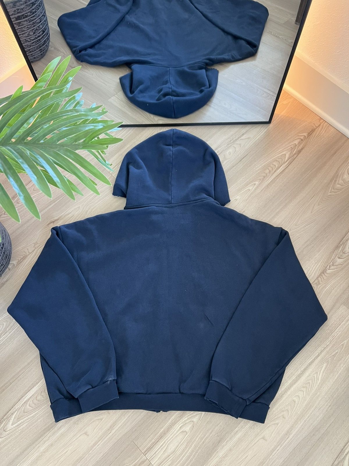 The GV Gallery Gv Gallery Triangle Zip Up Hoodie Size US XL / EU 56 / 4 - 5 Thumbnail
