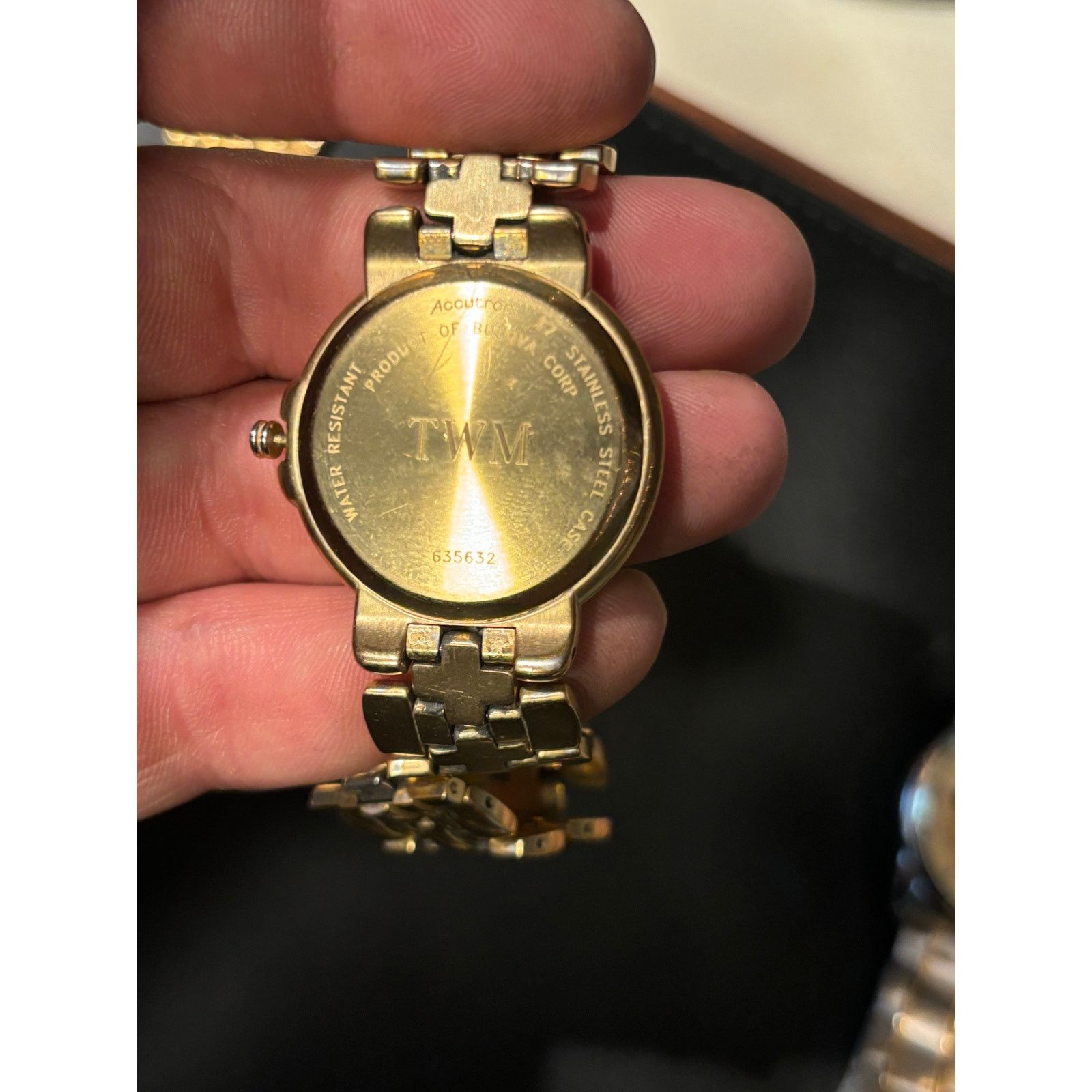 Bulova Accutron Gold Tone Men’s Watch. New Battery. Size ONE SIZE - 9 Thumbnail