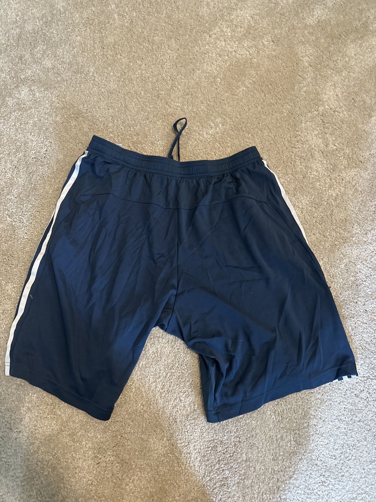 Adidas Adidas Striped Navy Basketball Shorts Size US 36 / EU 52 - 2 Thumbnail