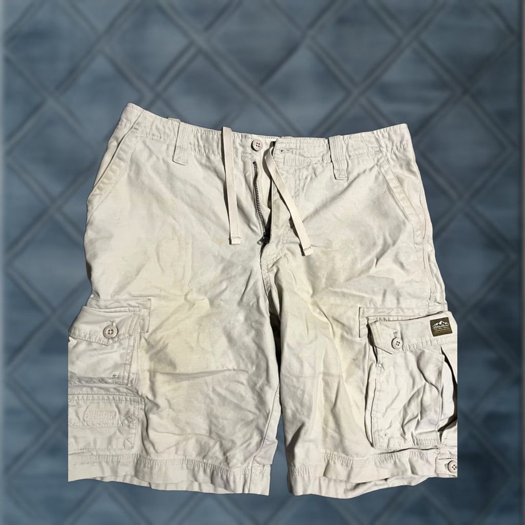 Eddie Bauer VTG. Eddie Bauer Canvas Cargo Shorts Men 33 Beige Flat Front Outdoor Cargo Pocket Casual, Travel, Workwear Men 33 Beige Size US 33 - 1 Thumbnail