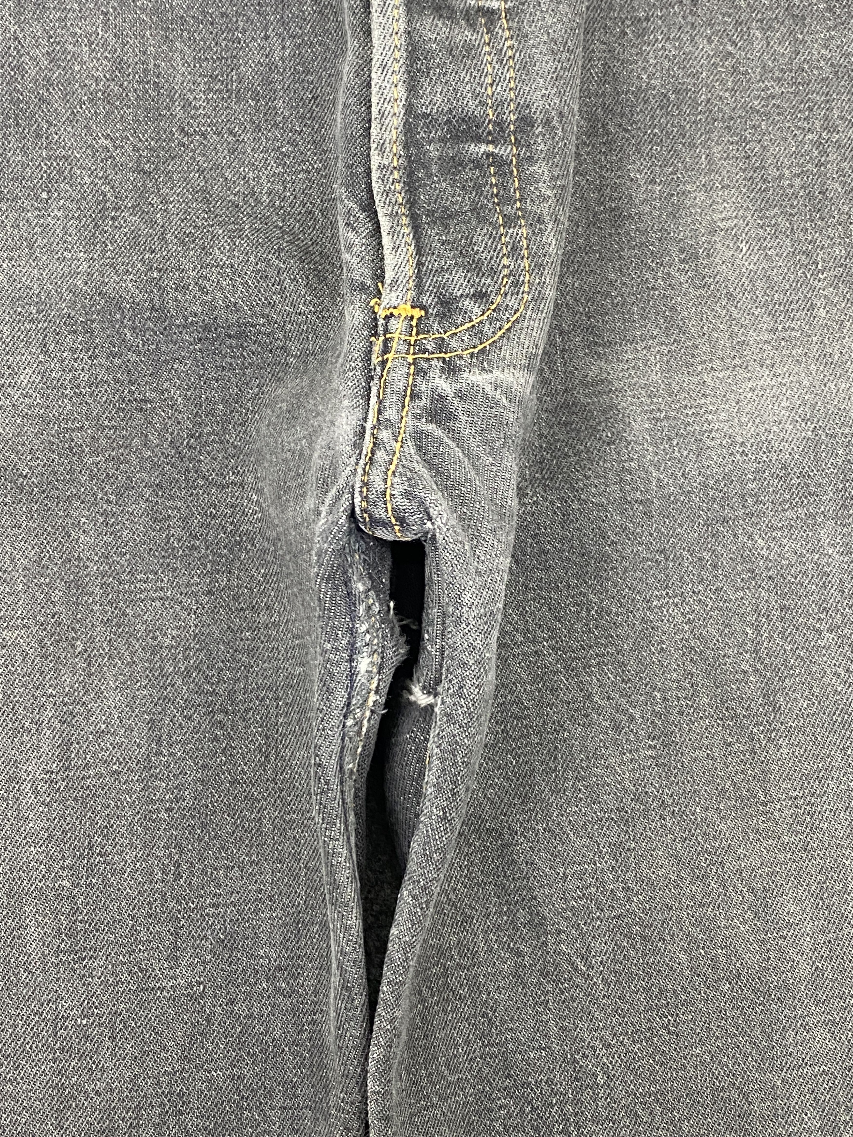 Levi's Vintage 90s Levis 501 Distressed Faded Black Jeans Size US 33 - 11 Thumbnail