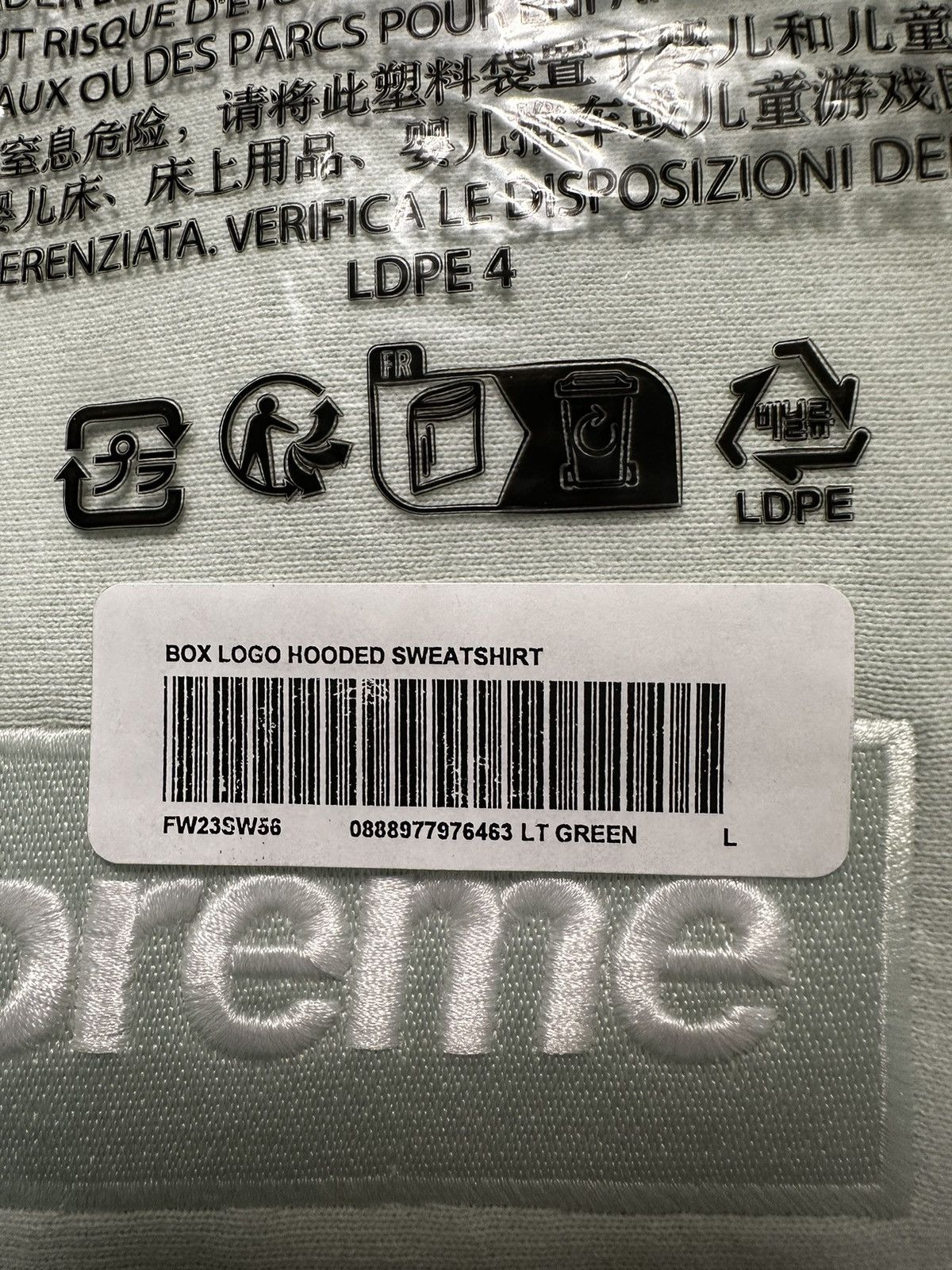 Supreme Supreme Box Logo Size US L / EU 52-54 / 3 - 2 Thumbnail