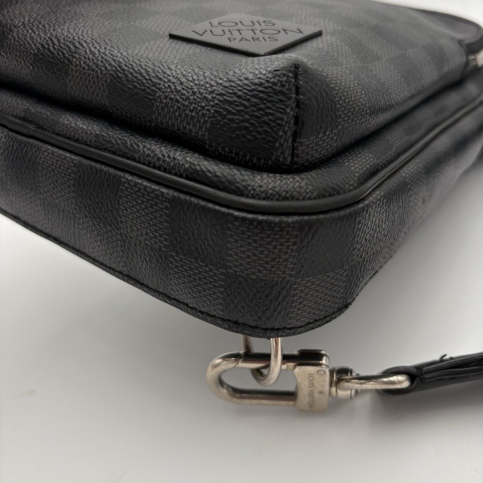 Louis Vuitton Sling Bag Damier Graphite Canvas ' Black ' | SUPER CLEAN! Size ONE SIZE - 7 Thumbnail