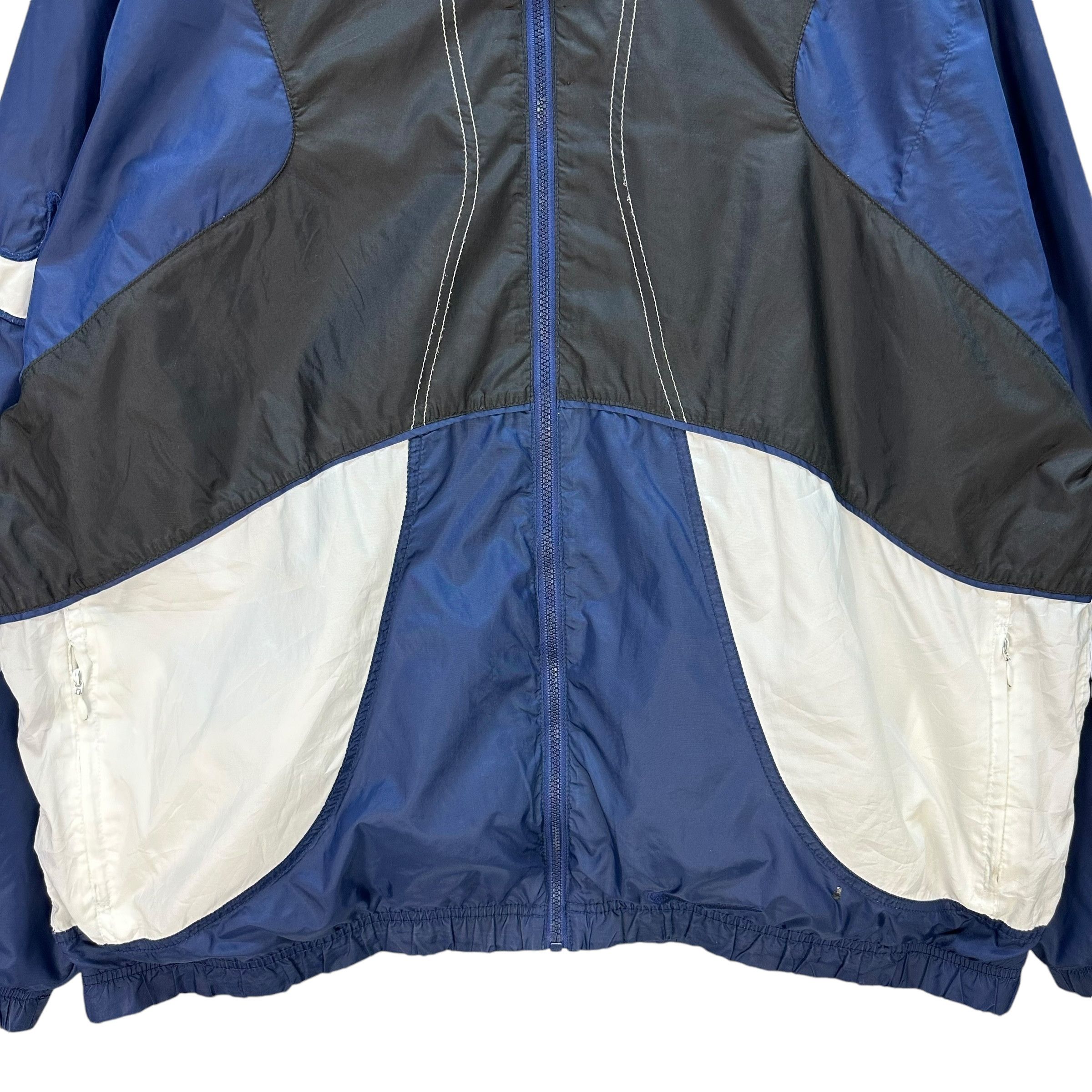 Nike 90s NIKE Colorblock Sleeve Logo Windbreaker Jacket #A68-1630 Size US XL / EU 56 / 4 - 3 Thumbnail