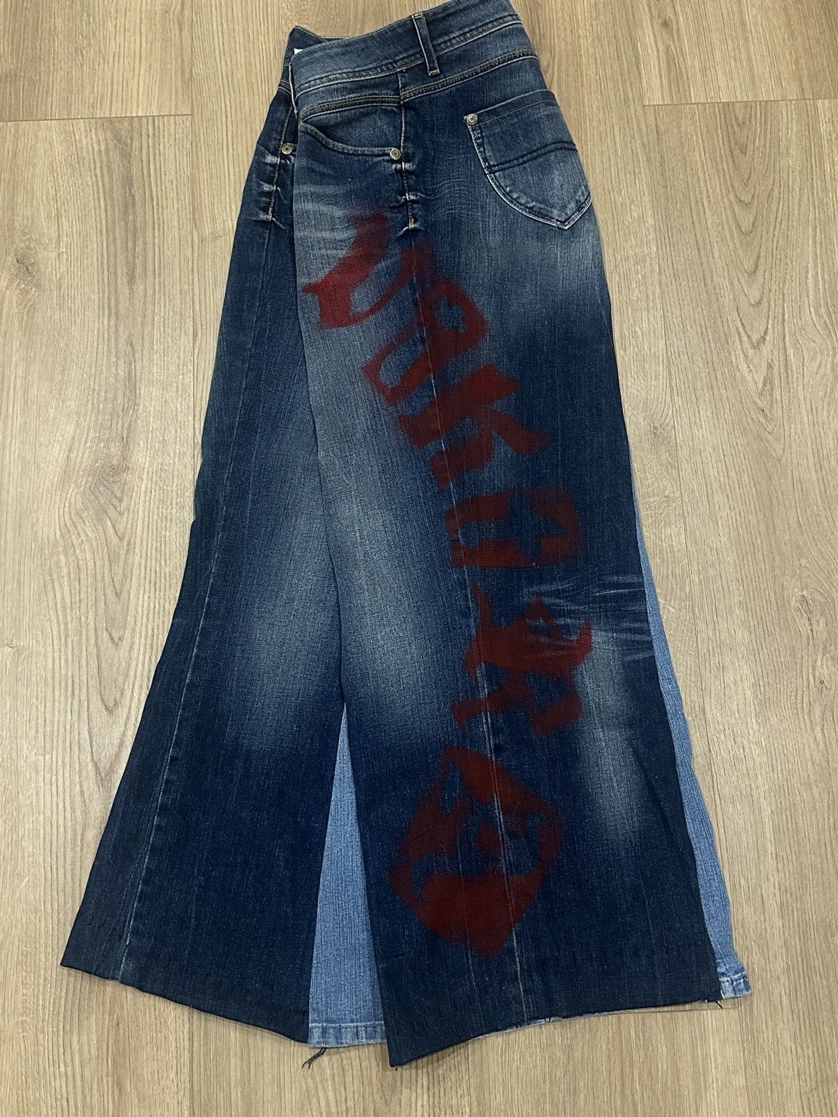 Other 2 Tone 1of1 VIKTRA Runway Flared Jeans Size US 30 / EU 46 - 2 Thumbnail